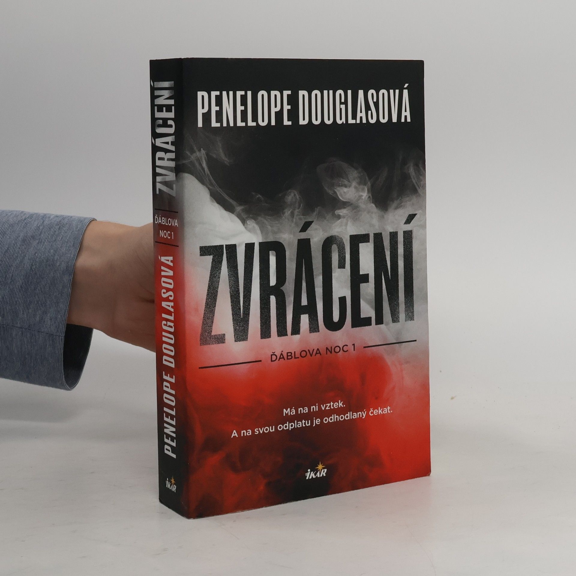 Penelope Douglas Zvrácení