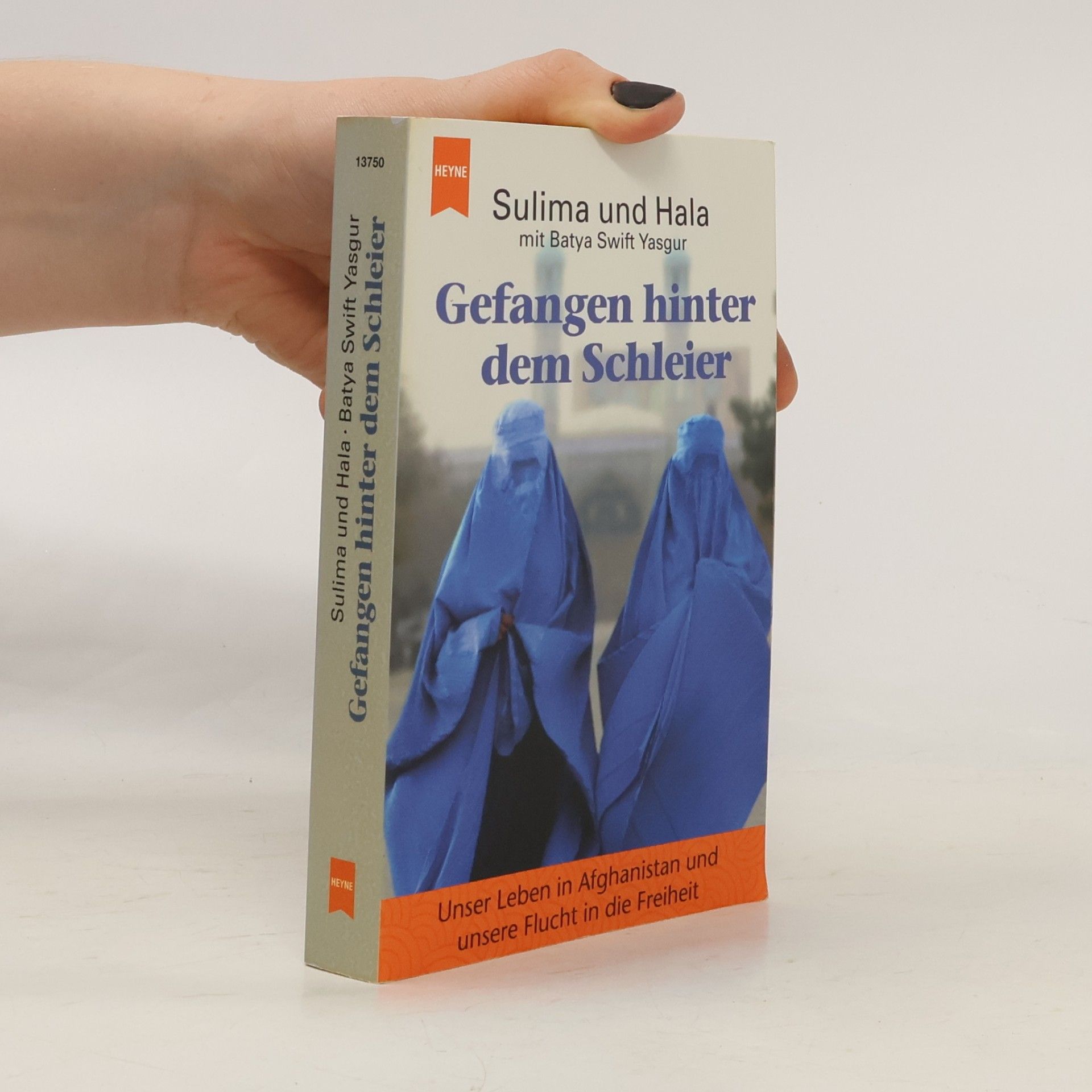 Sulima Gefangen hinter dem Schleier