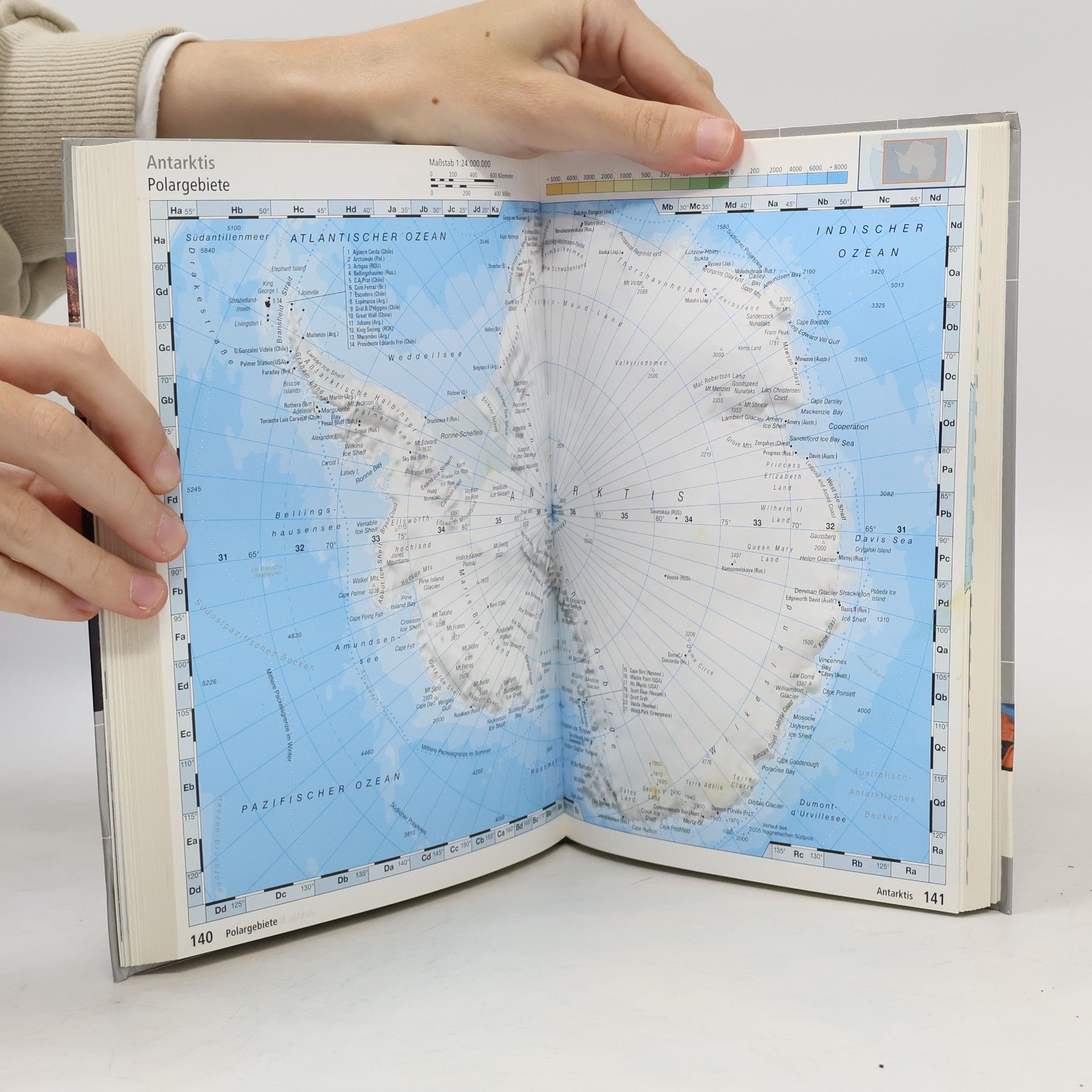 Die Welt - Taschenatlas