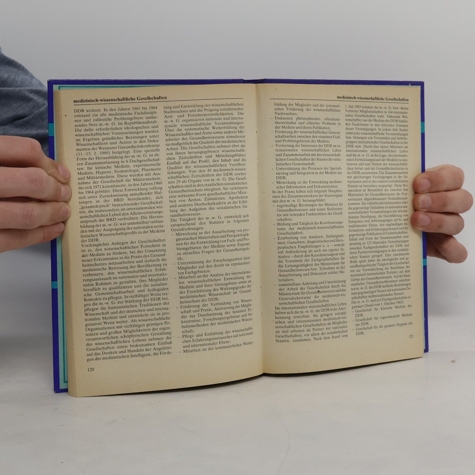 Karl Becher Handbuch gesellschaftlicher Organisationen in der DDR