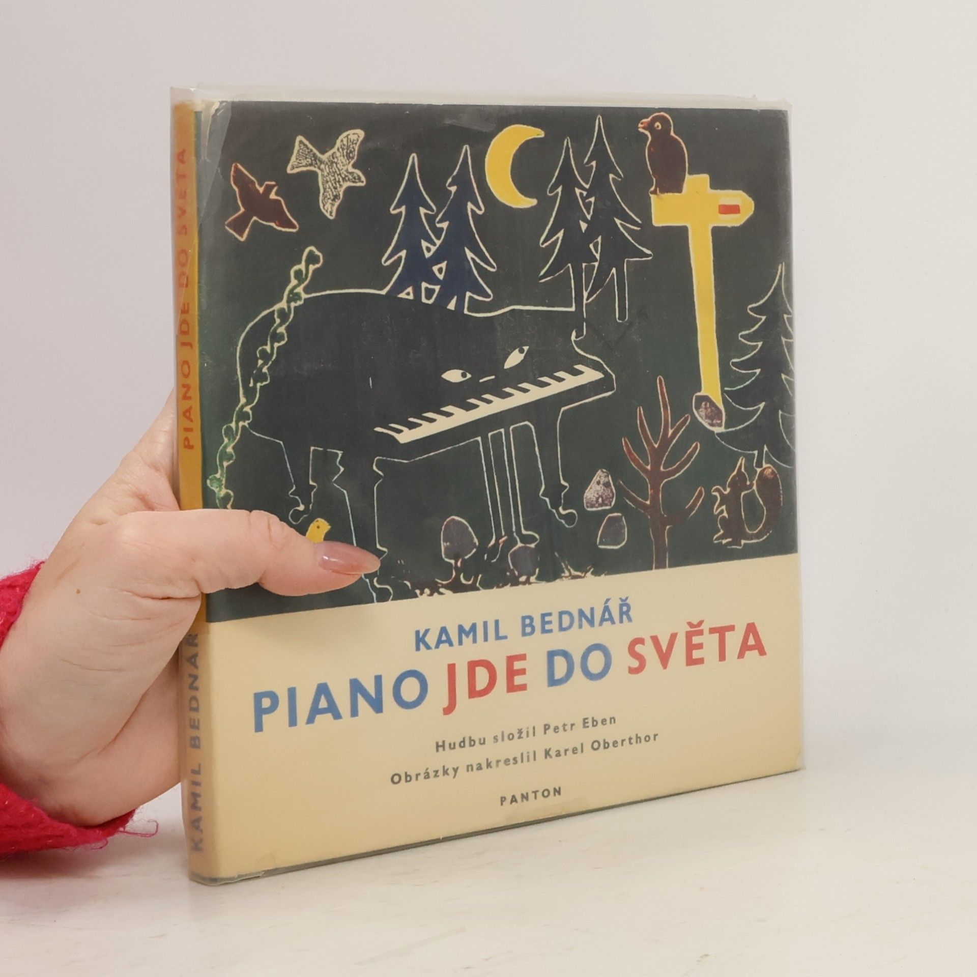 Piano jde do světa