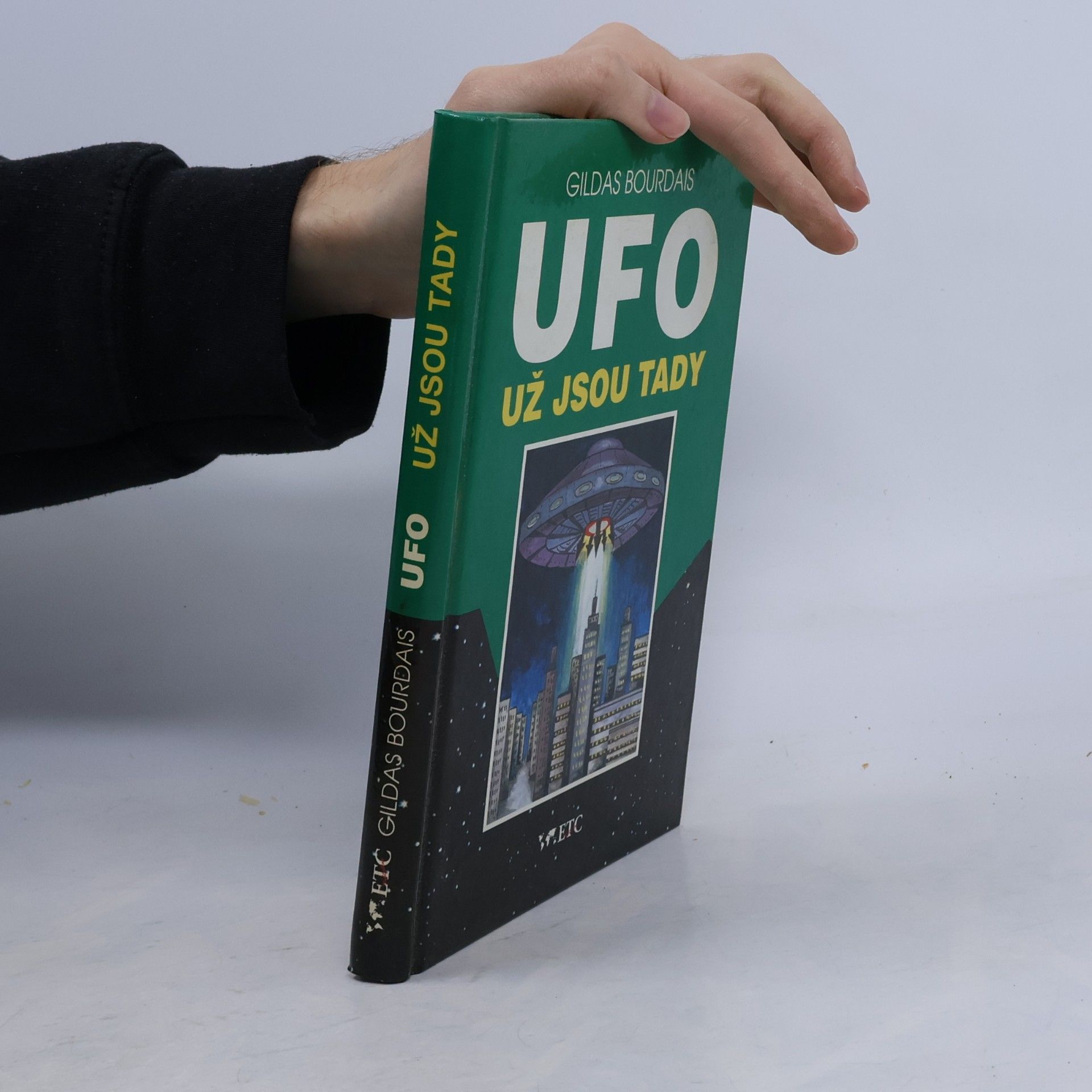 UFO už jsou tady : (záhada z Roswellu)