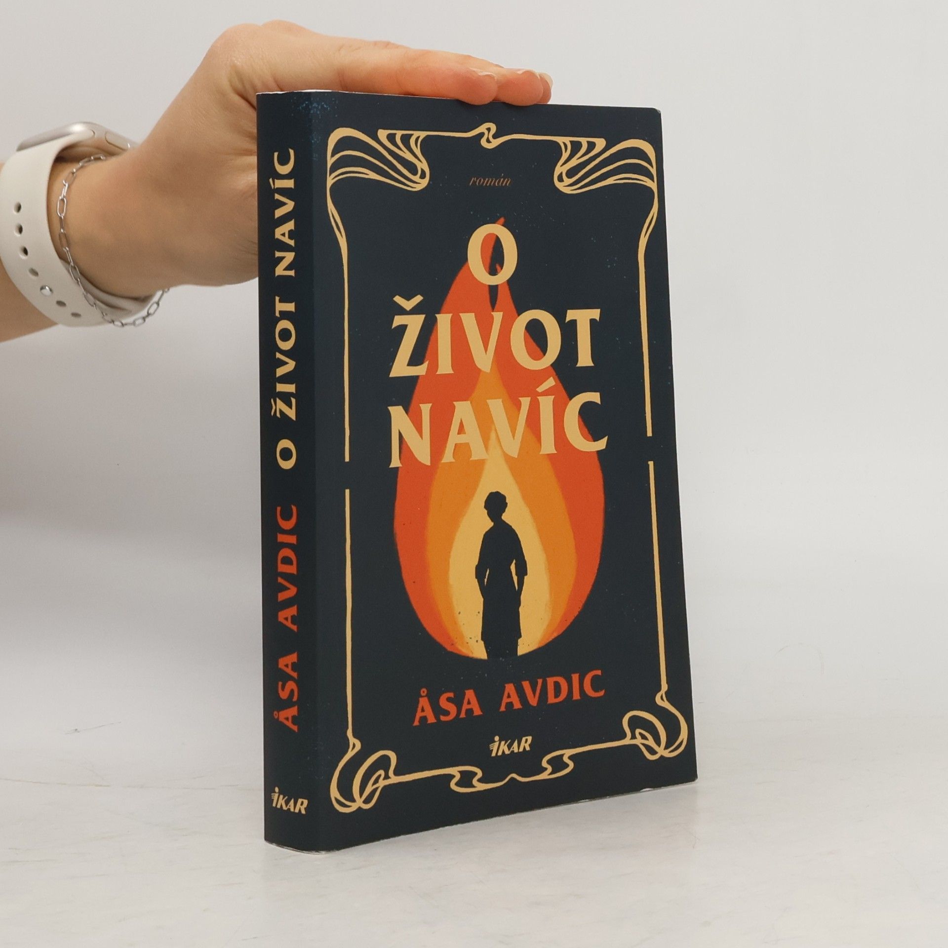 A. sa Avdic O život navíc
