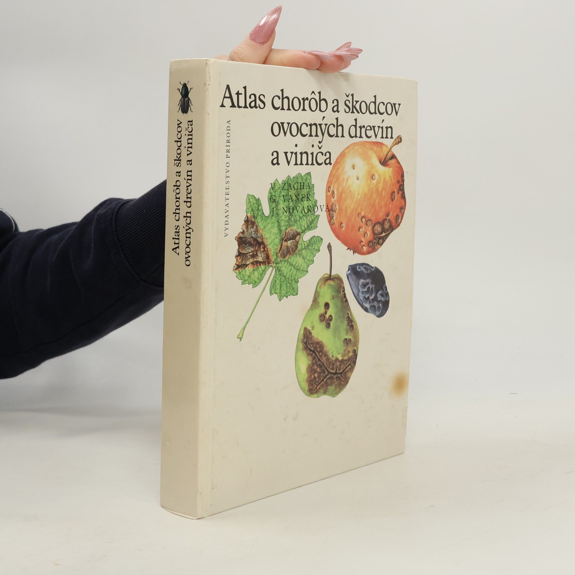 Atlas chorôb a škodcov ovocných drevín a viniča