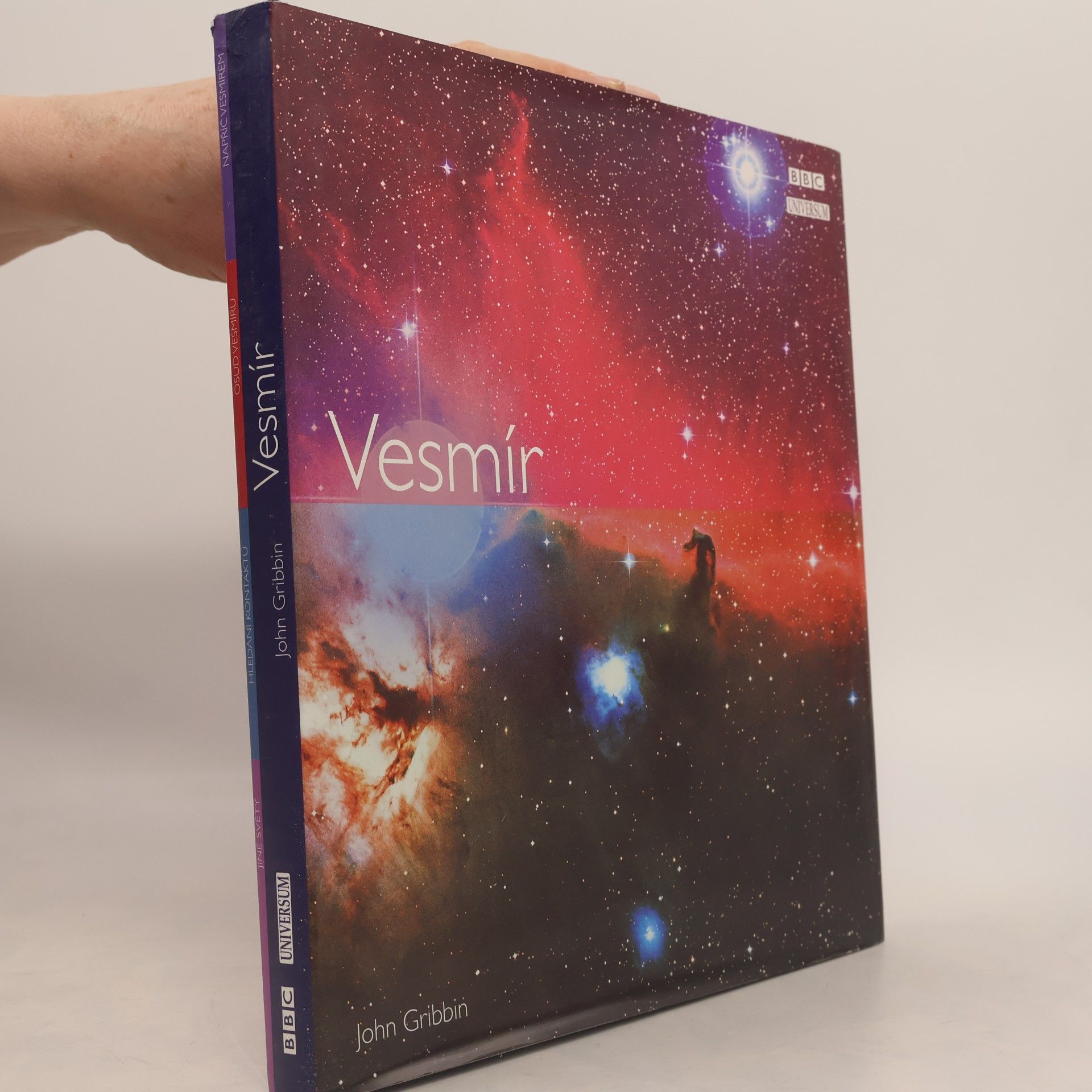 Vesmír
