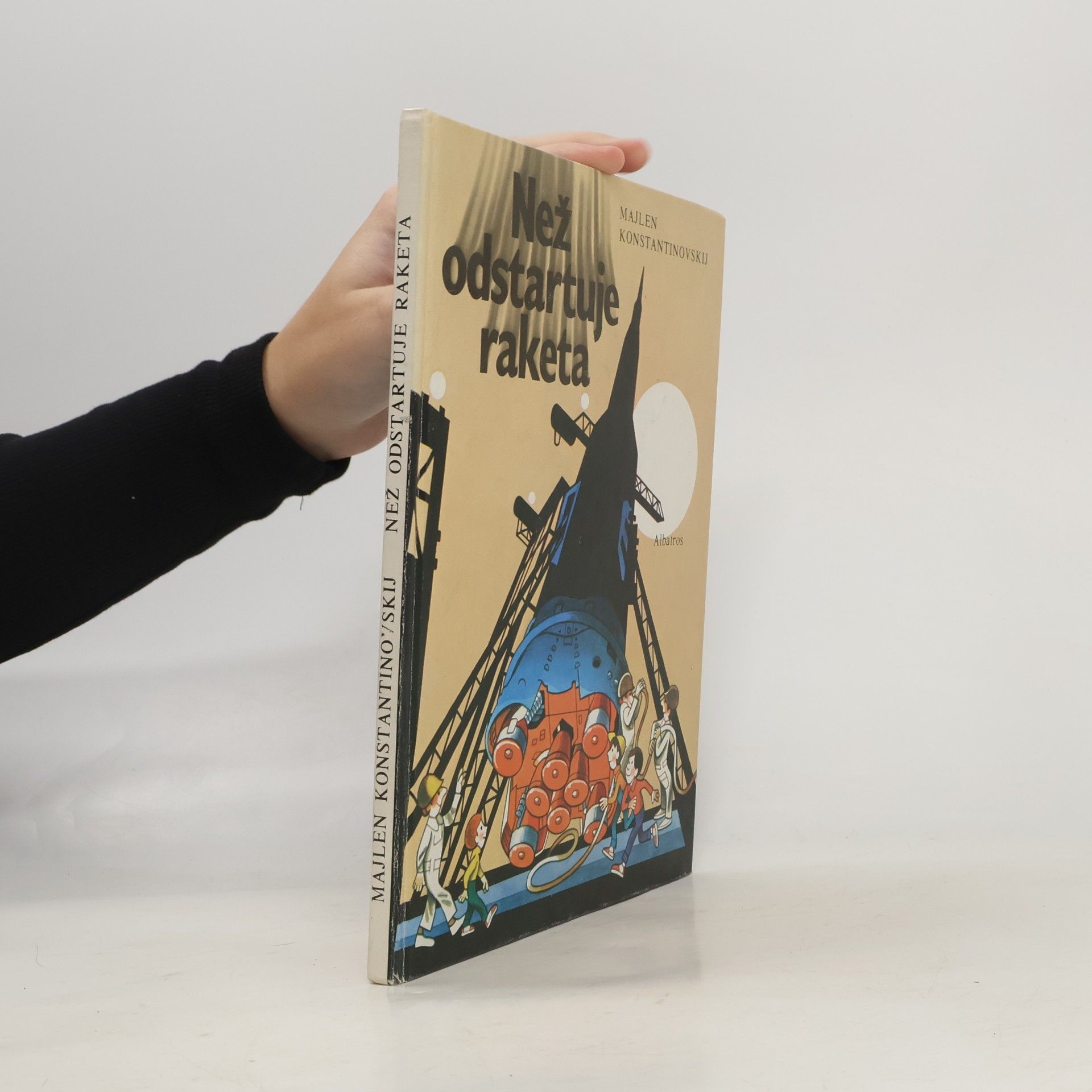 Než odstartuje raketa