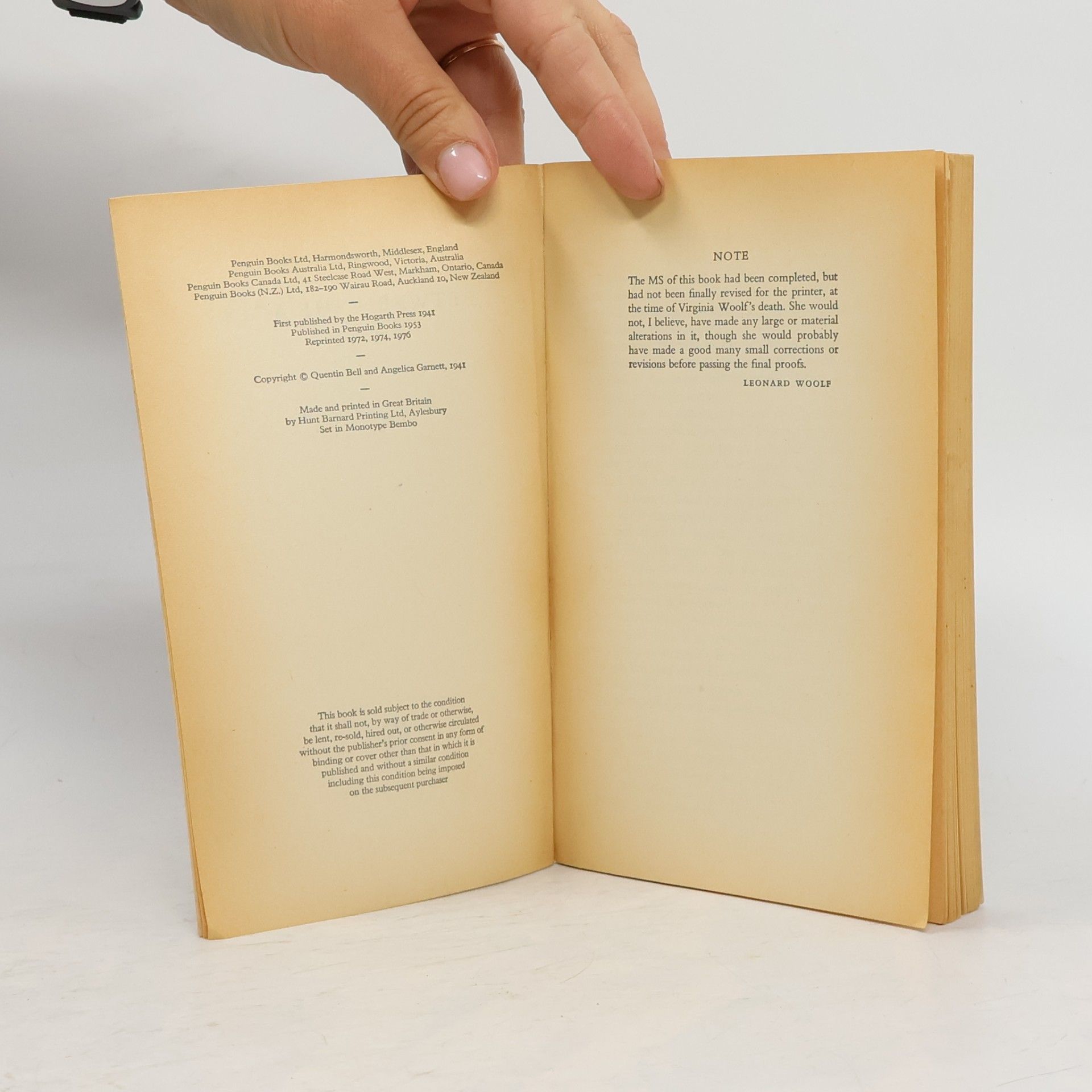 Virginia Woolf Penguin Modern Classics: Between the Acts