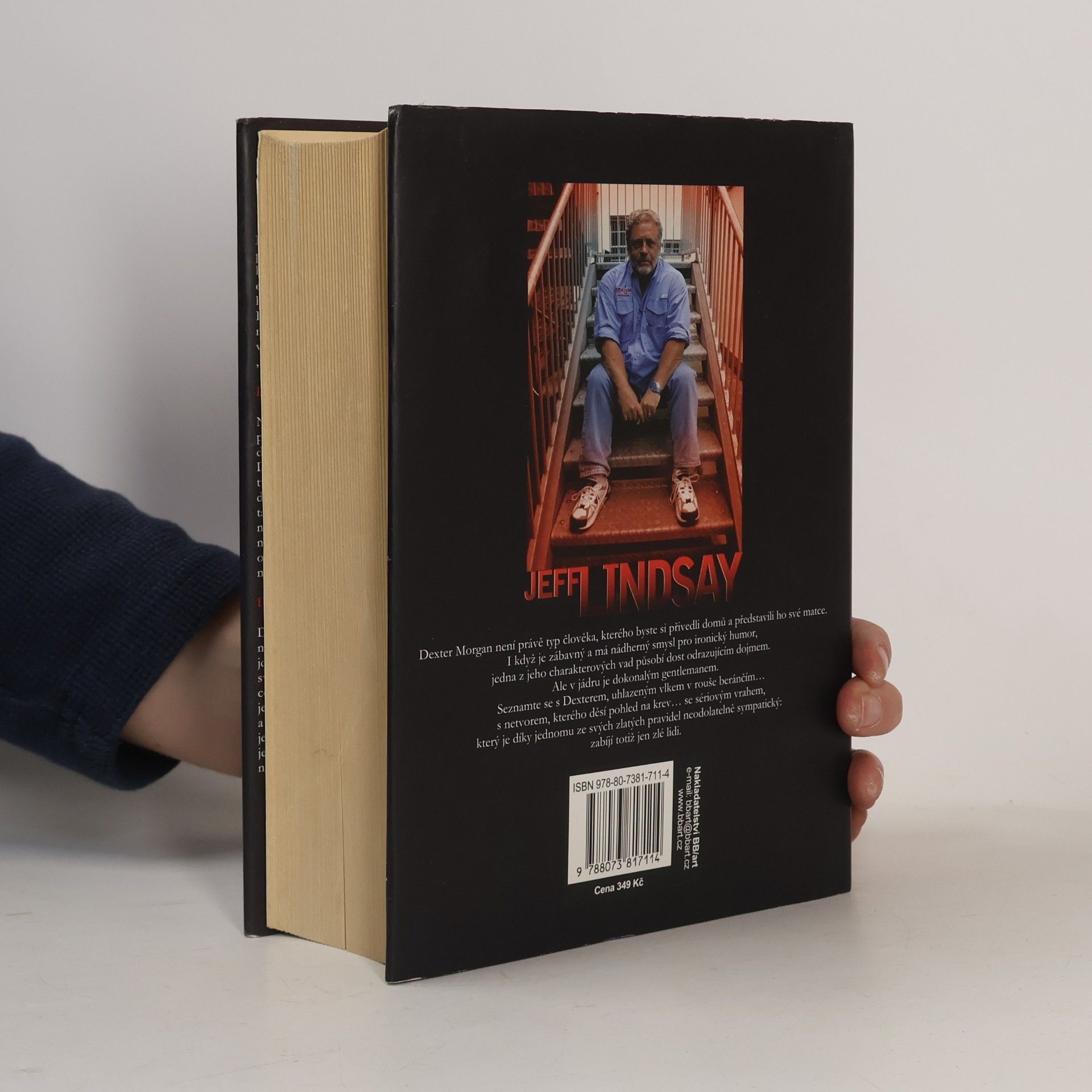 Jeff Lindsay Jeff Lindsay omnibus. V hlavní roli Dexter Morgan