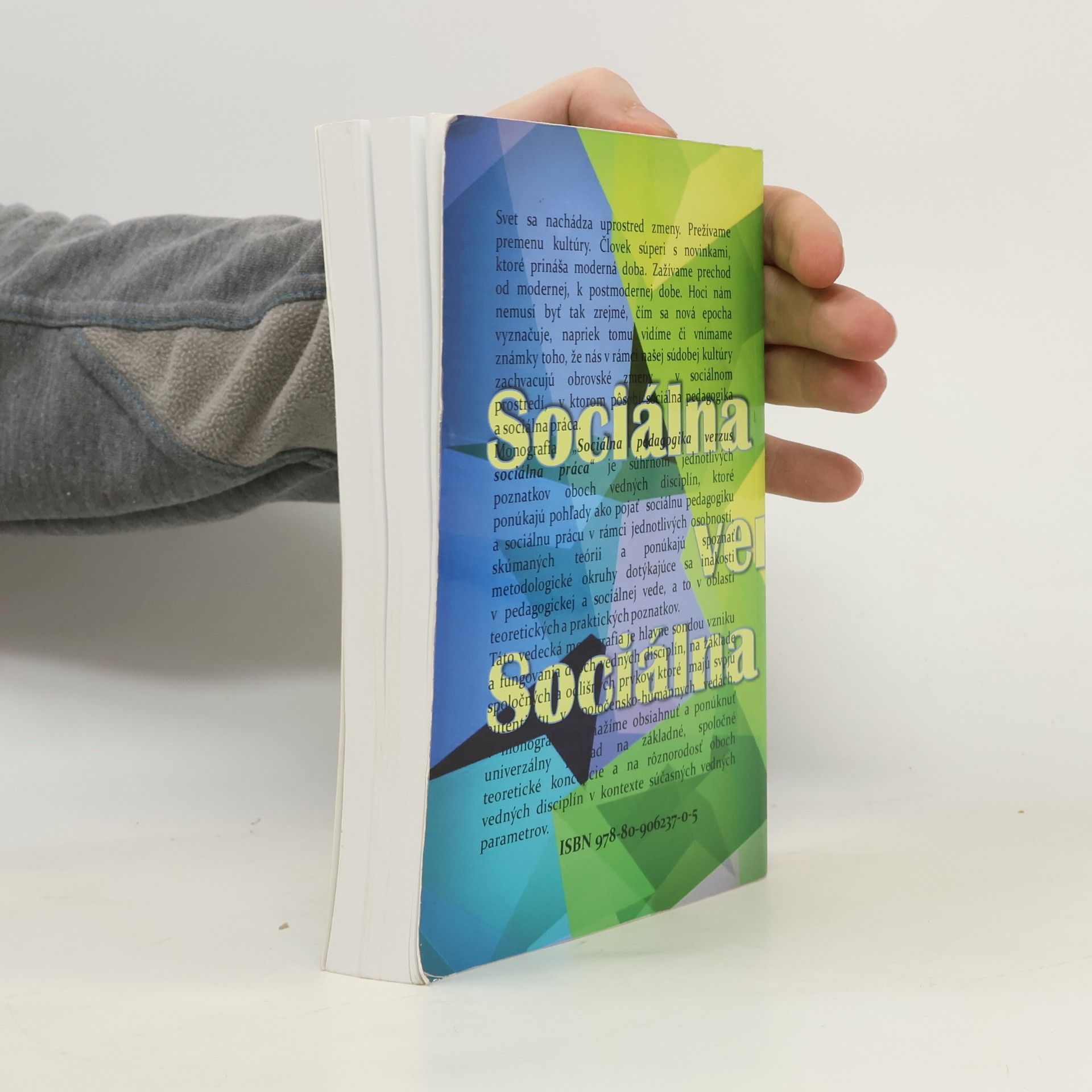 Slavomír Laca Sociálna pedagogika verzus sociálna práca