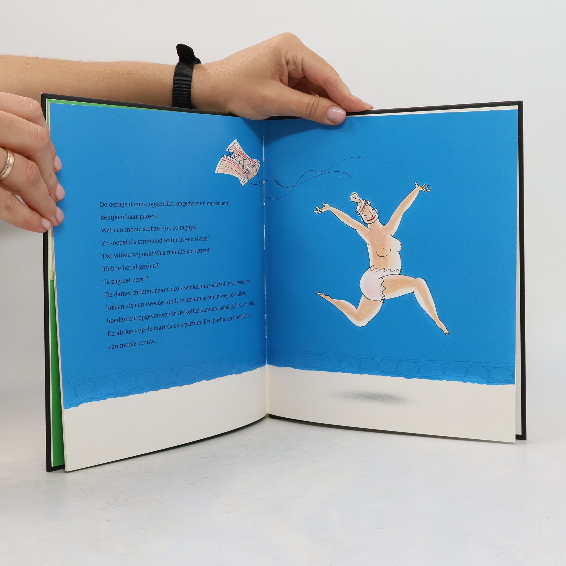 Annemarie van Haeringen Kunstprentenboeken van Leopold en Gemeentemuseum Den Haag: Coco of het kleine zwarte jurkje