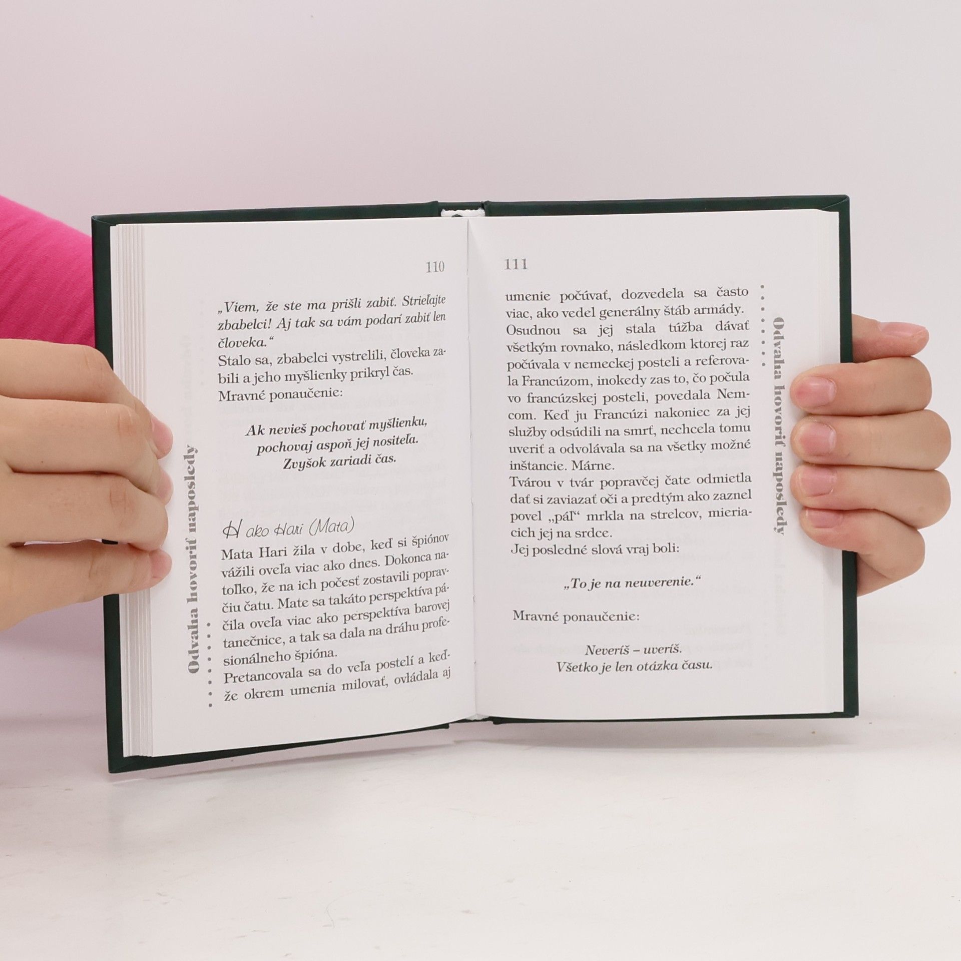 Autorenkollektiv Zrnká strachu i odvahy