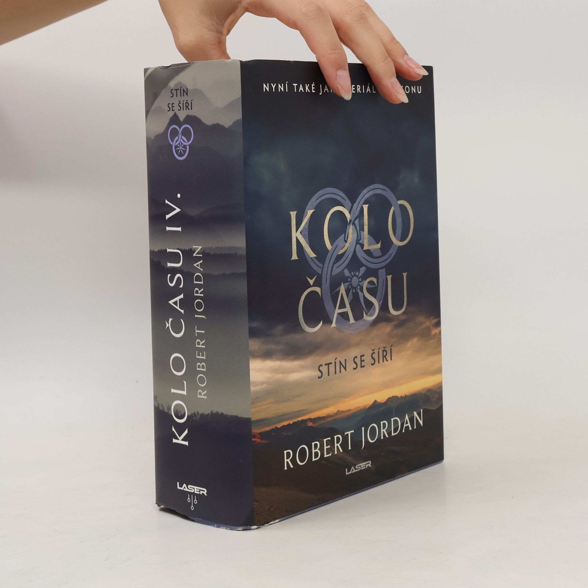 Robert Jordan Kolo času 4. Stín se šíří