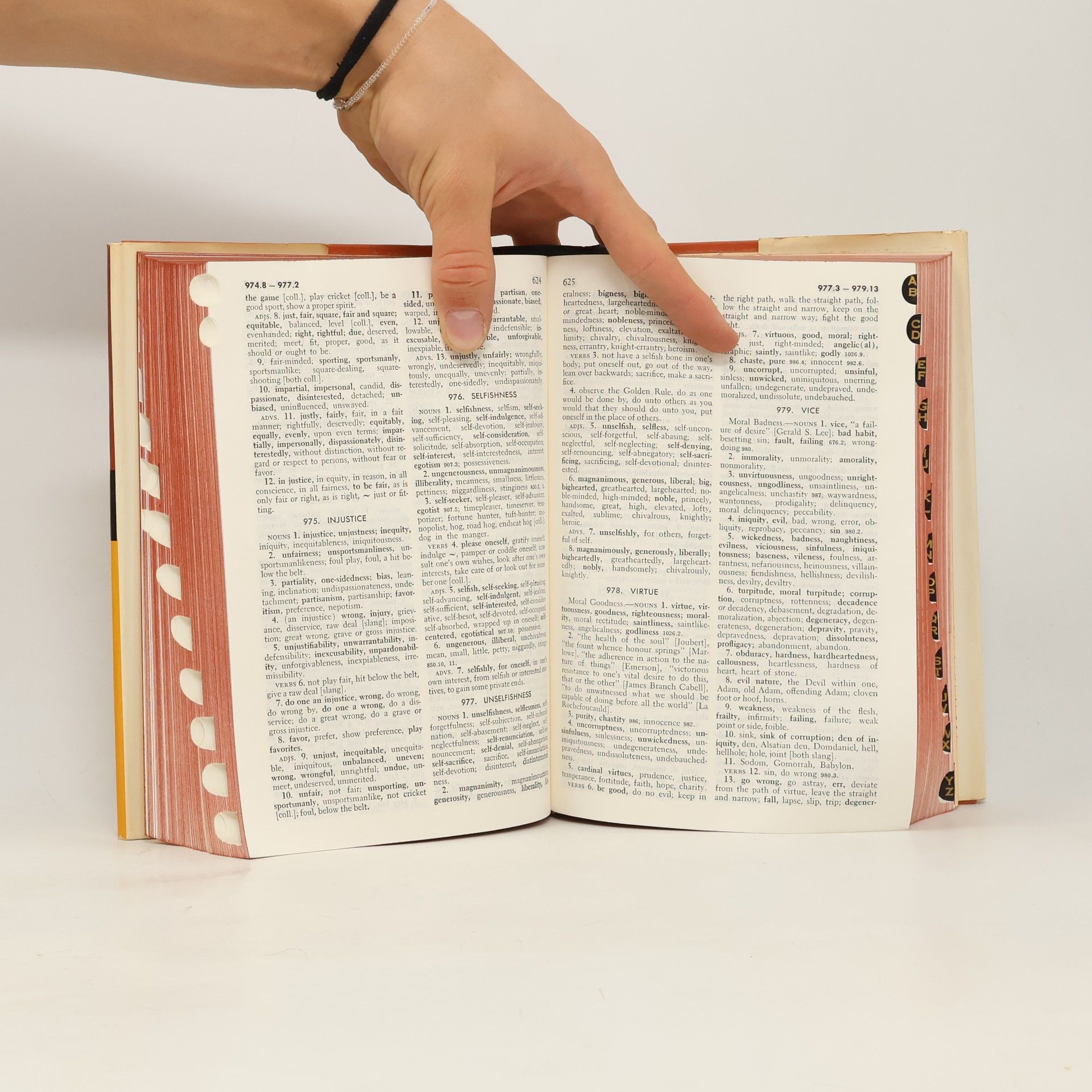 Peter Roget Roget's International Thesaurus