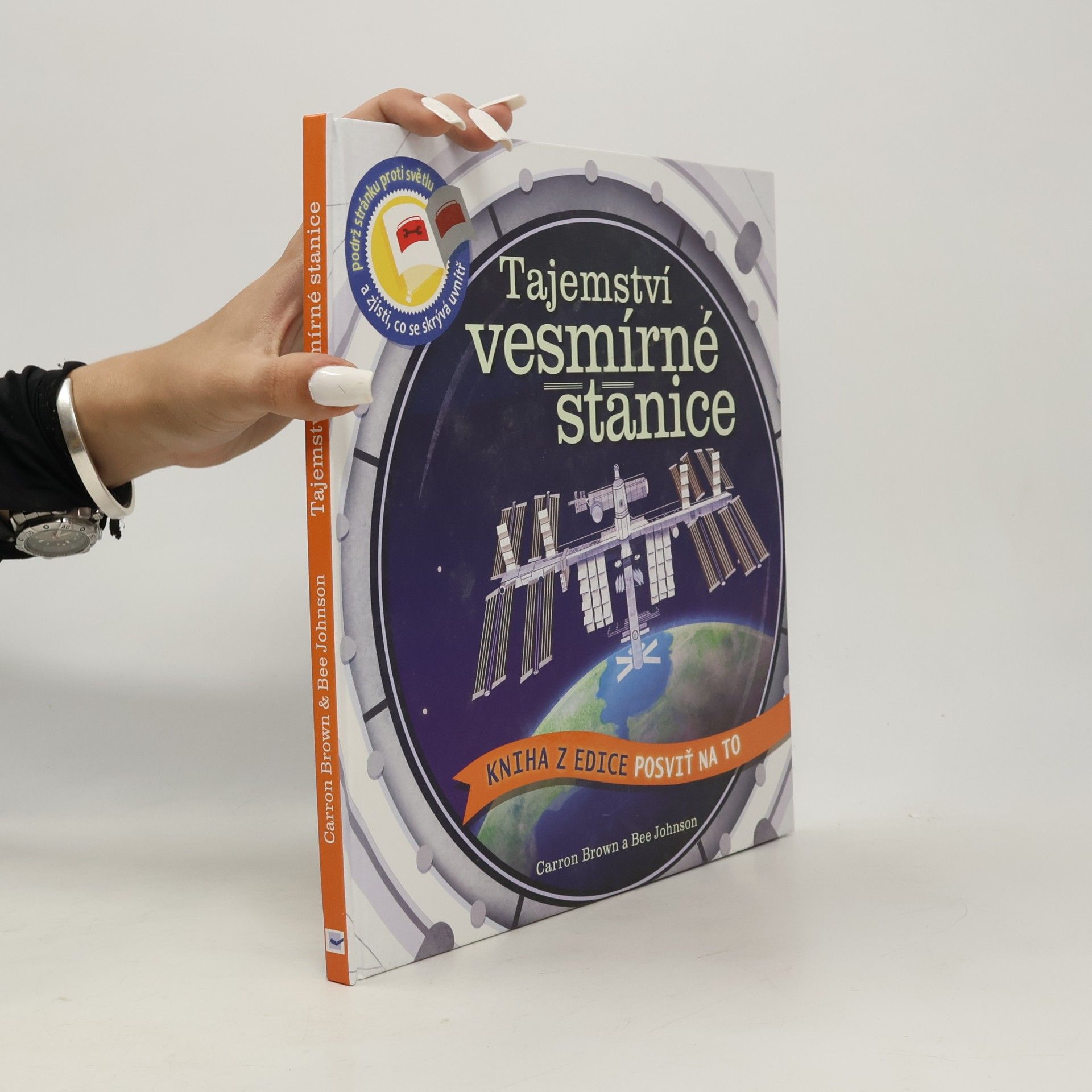 Tajemství vesmírné stanice