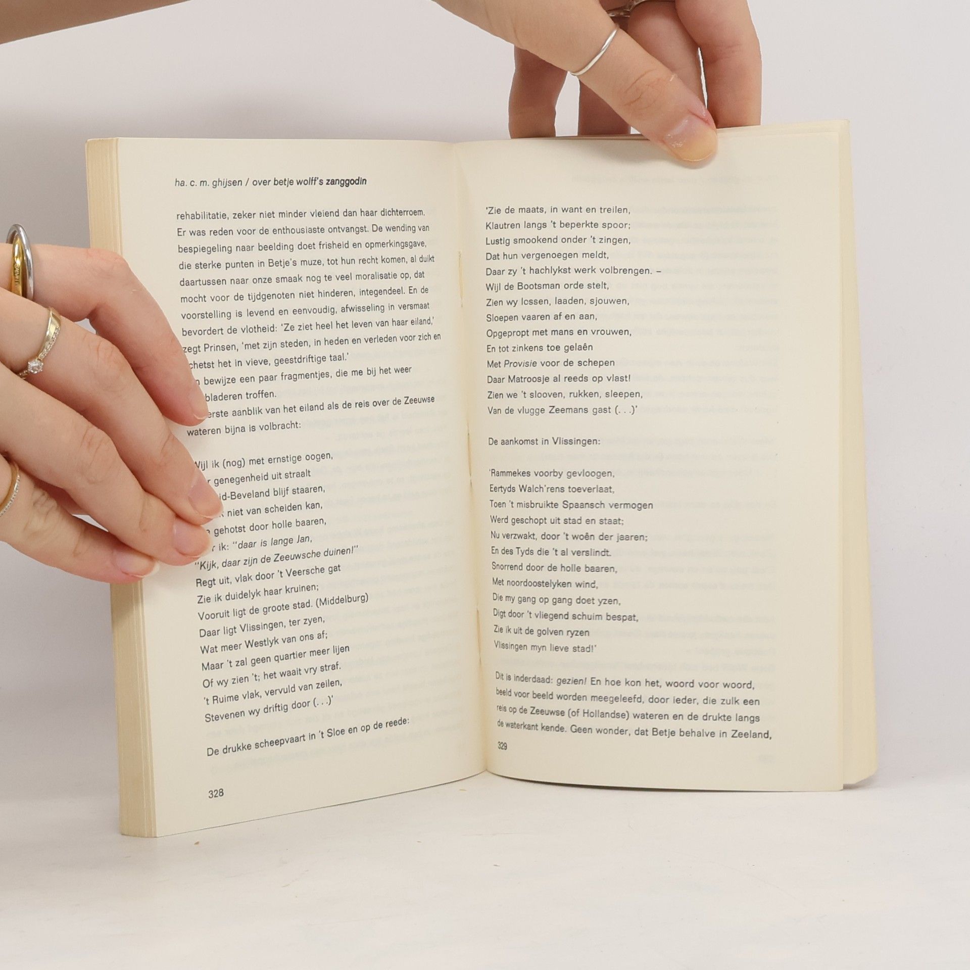 Various authors maatstaf 4/5