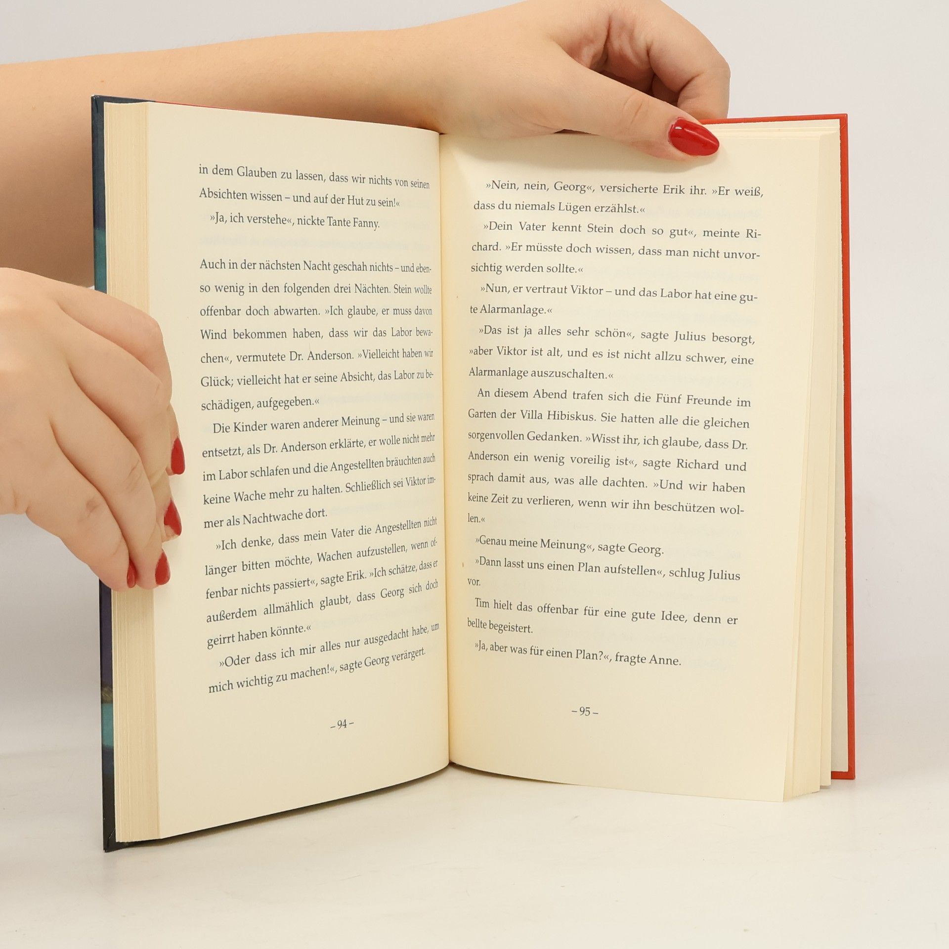 Sarah Bosse Fünf Freunde entlarven den Betrüger