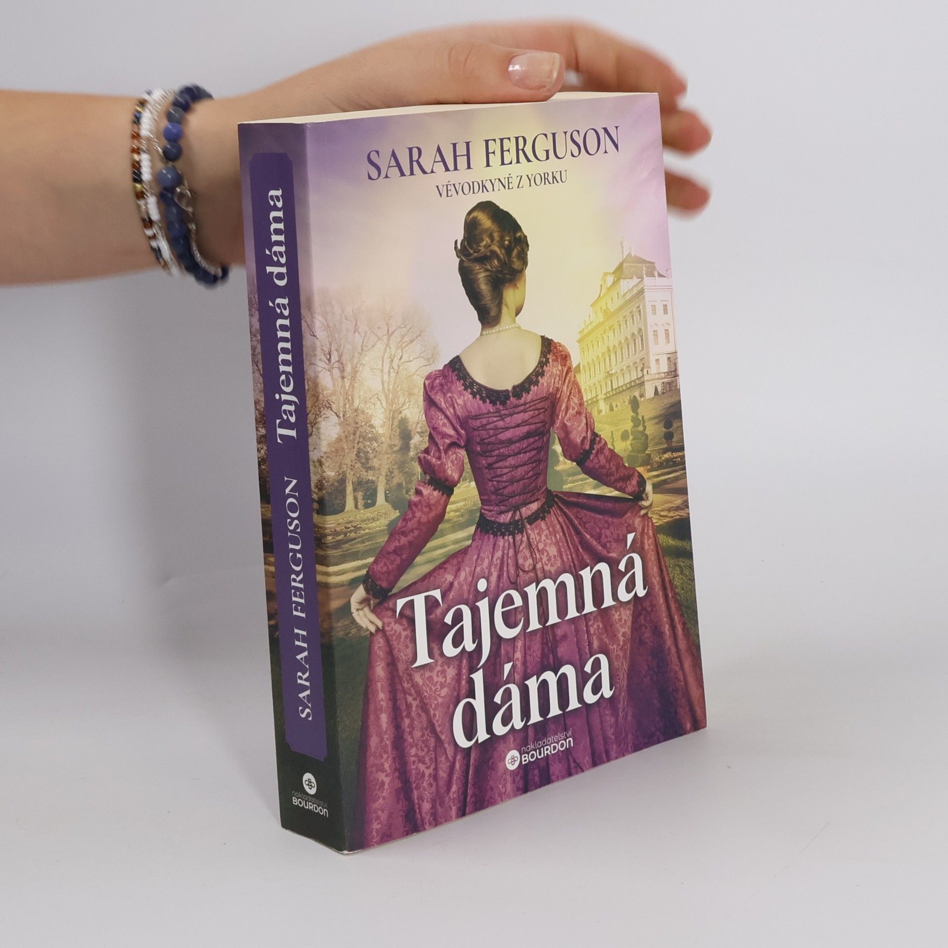Tajemná dáma