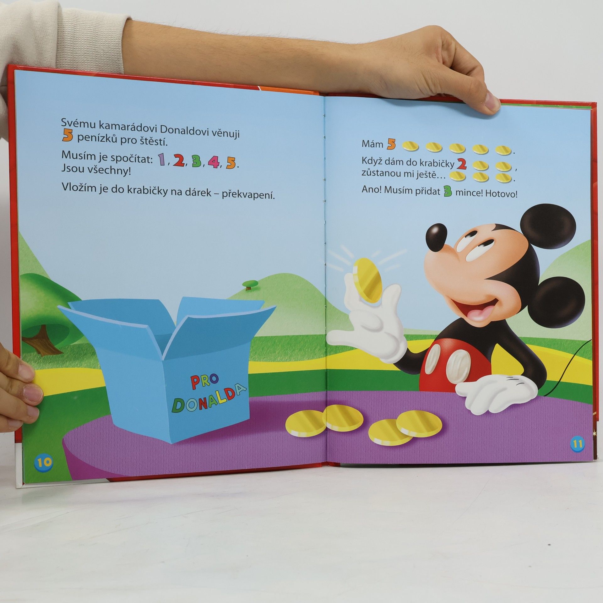 Kolektiv autorů Hraj si a uč se s Mickey Mousem 2. Do pěti!