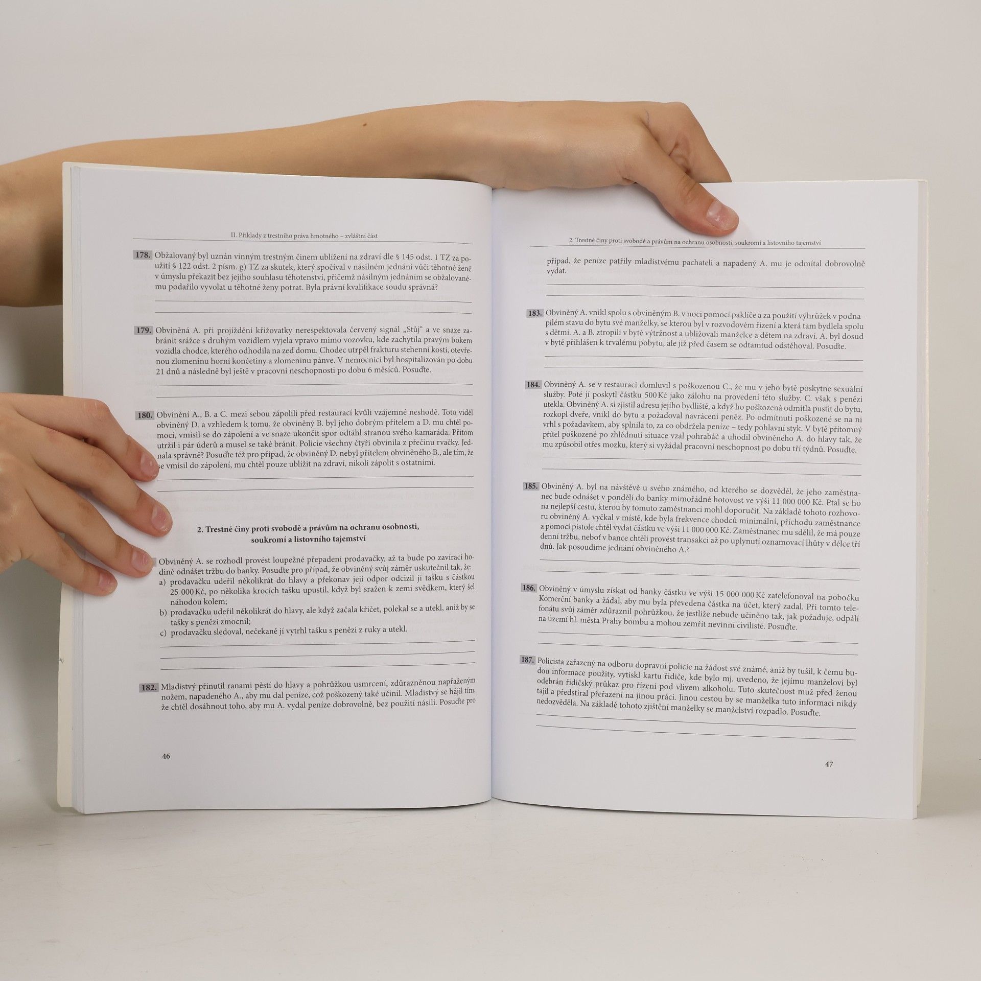Autorenkollektiv Příklady z trestního práva hmotného a procesního