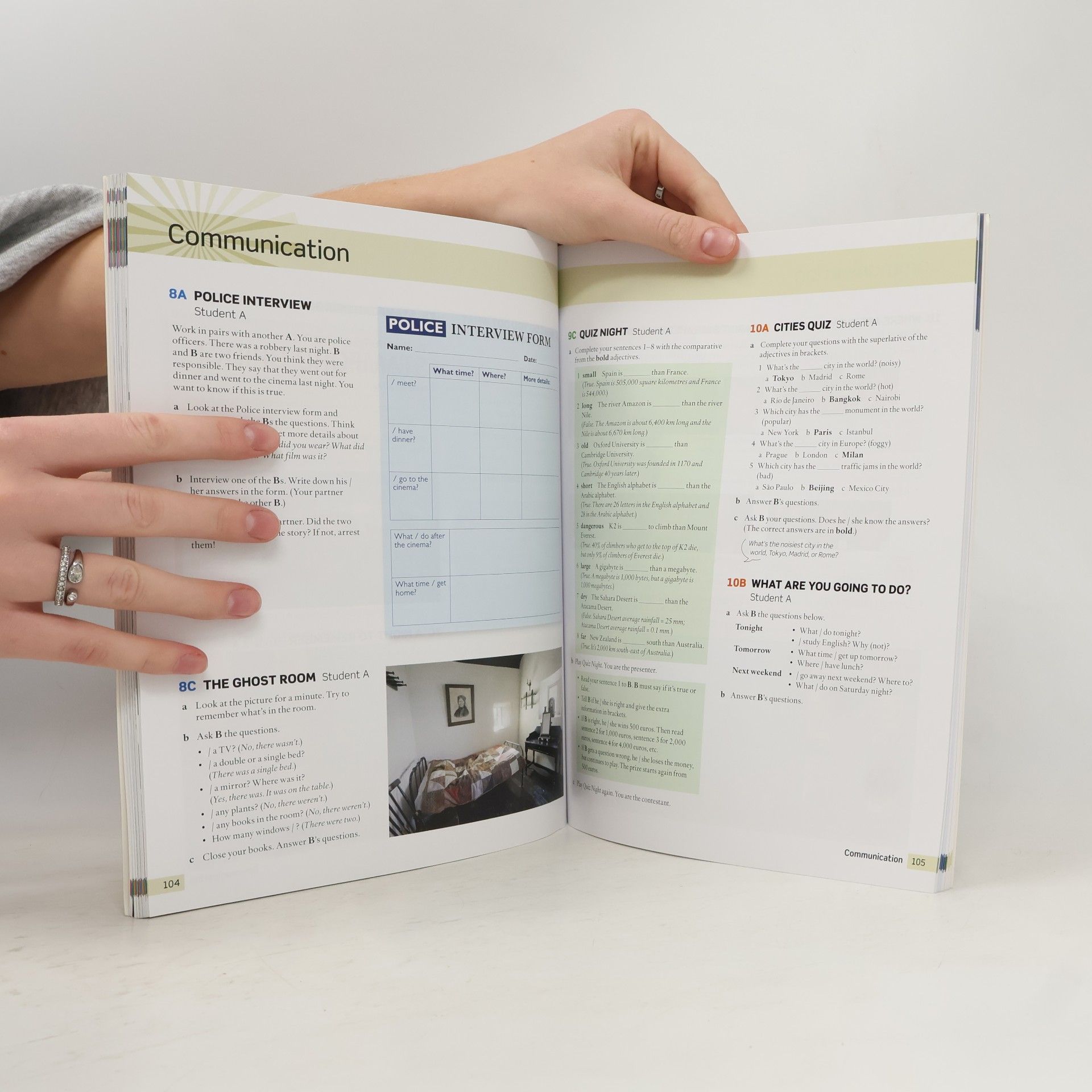 Christina Latham-Koenig English file : Elementary. Student's book