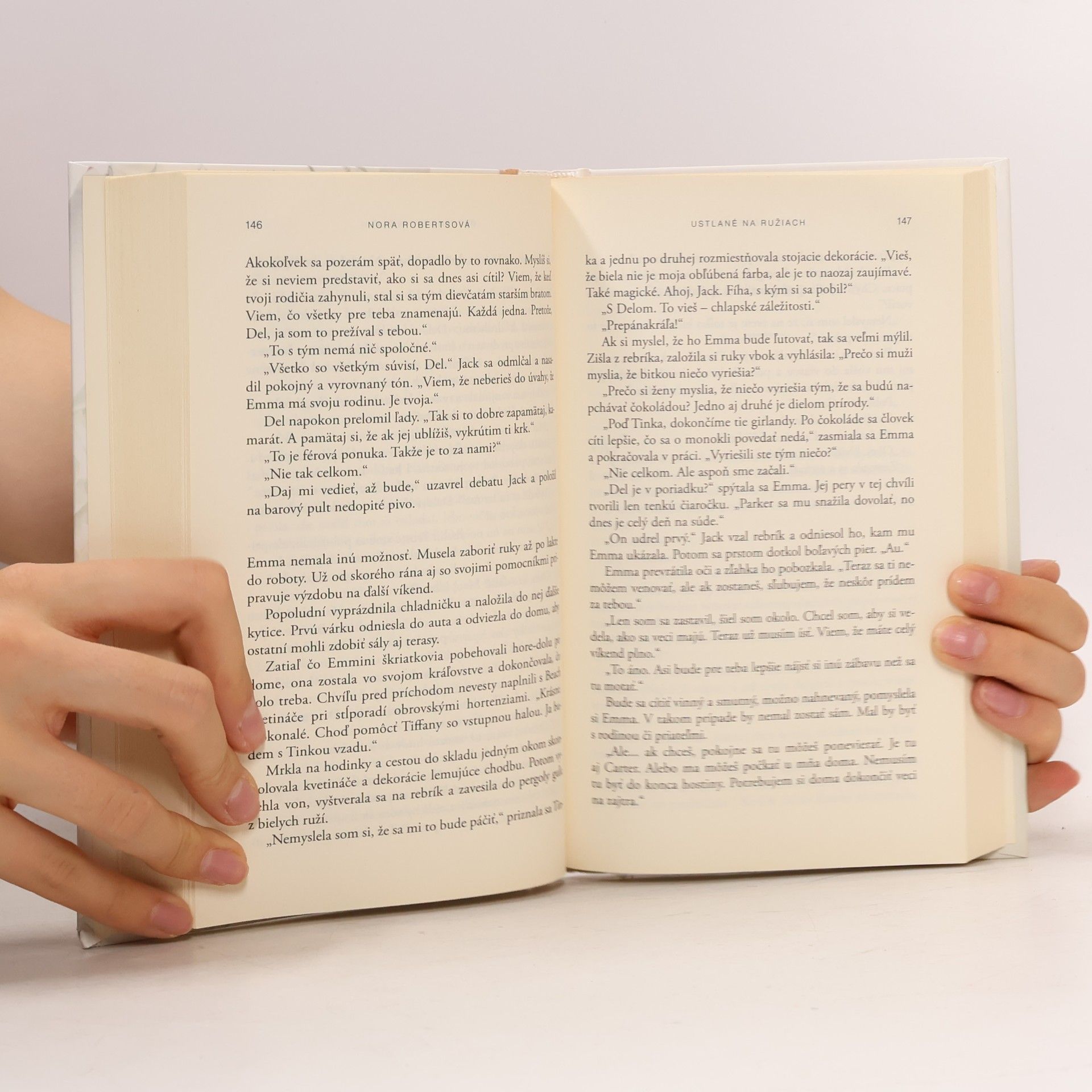 Nora Roberts Ustlané na ružiach