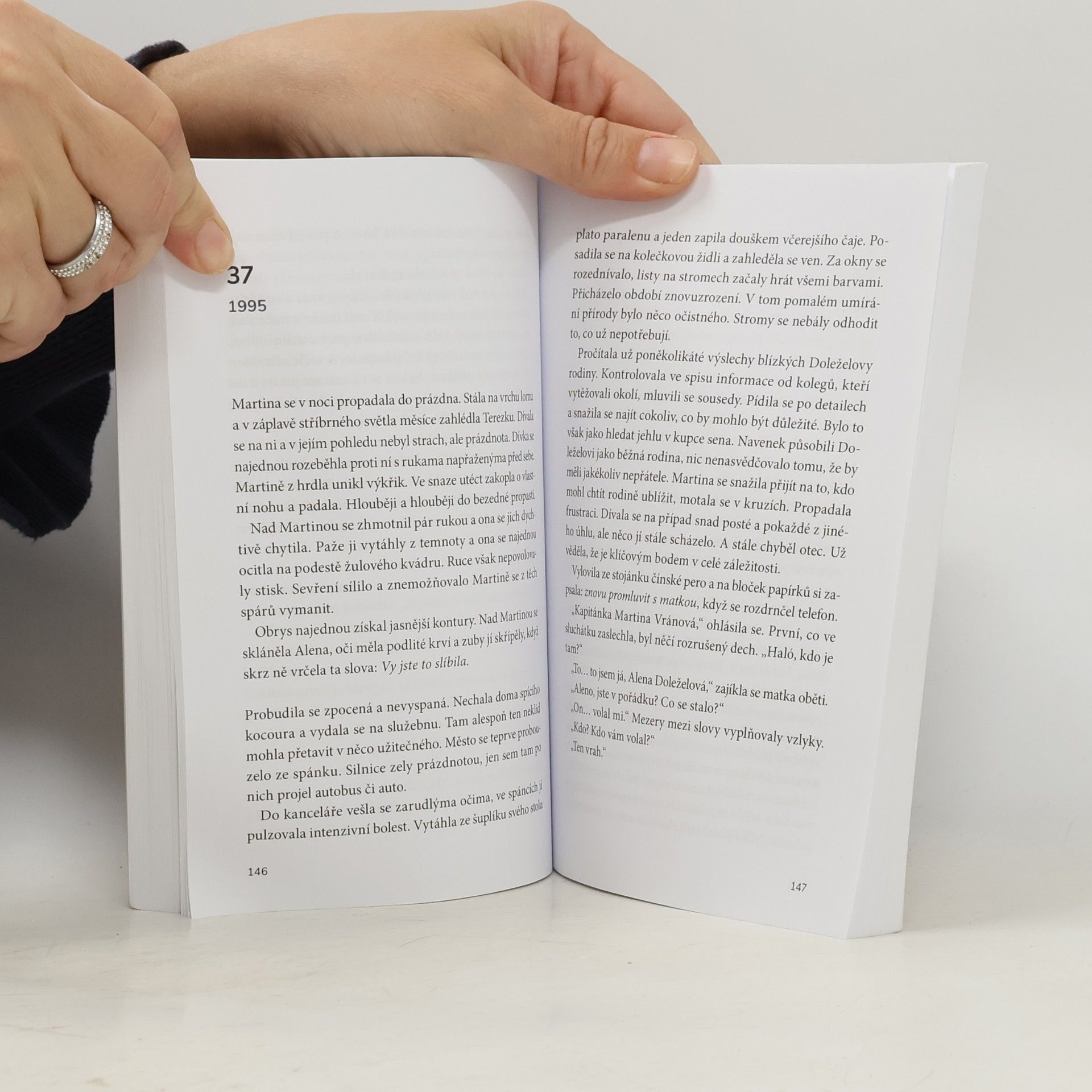 Eva Brykner Hranice bolesti (recenzní výtisk)
