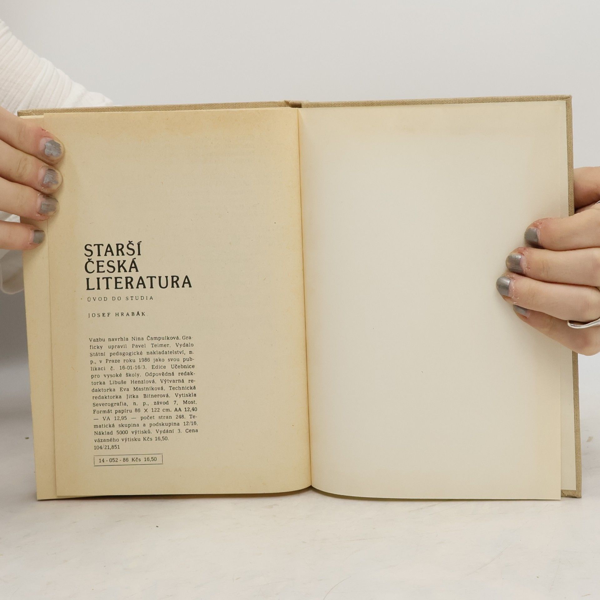 Josef Hrabák Starší česká literatura. Úvod do studia