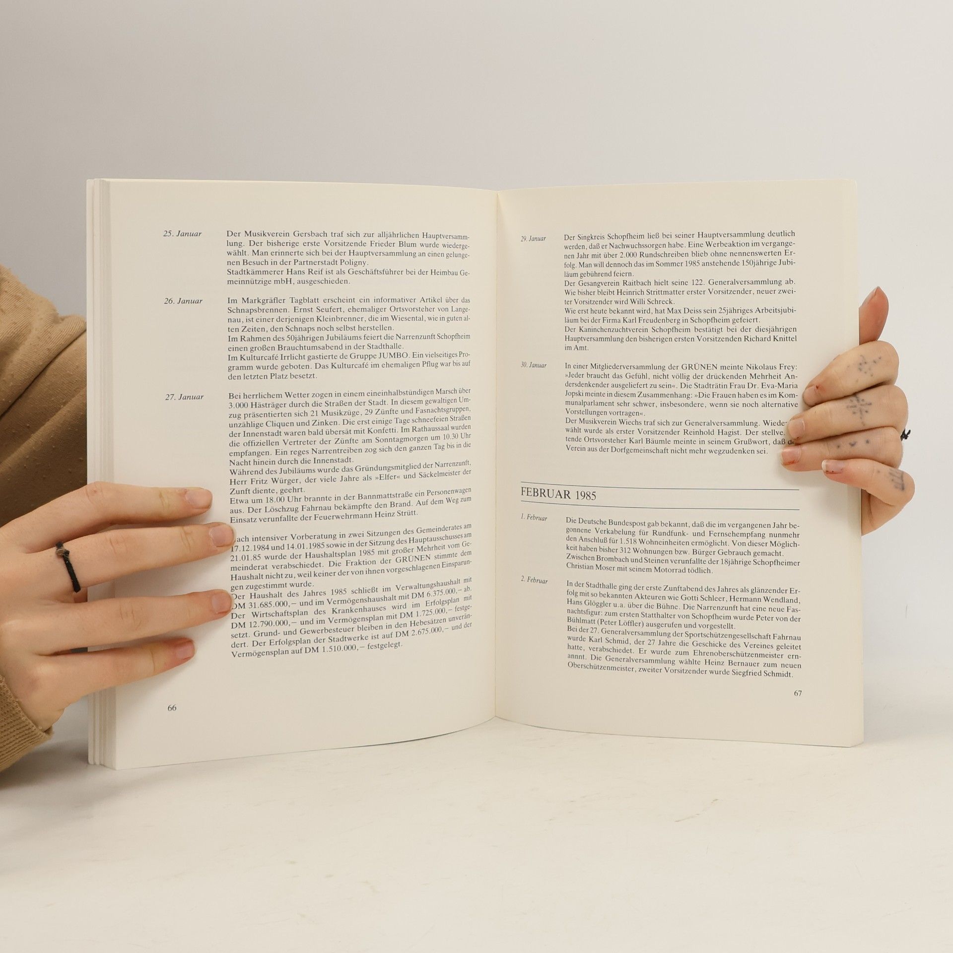 Autorenkollektiv Jahrbuch '85