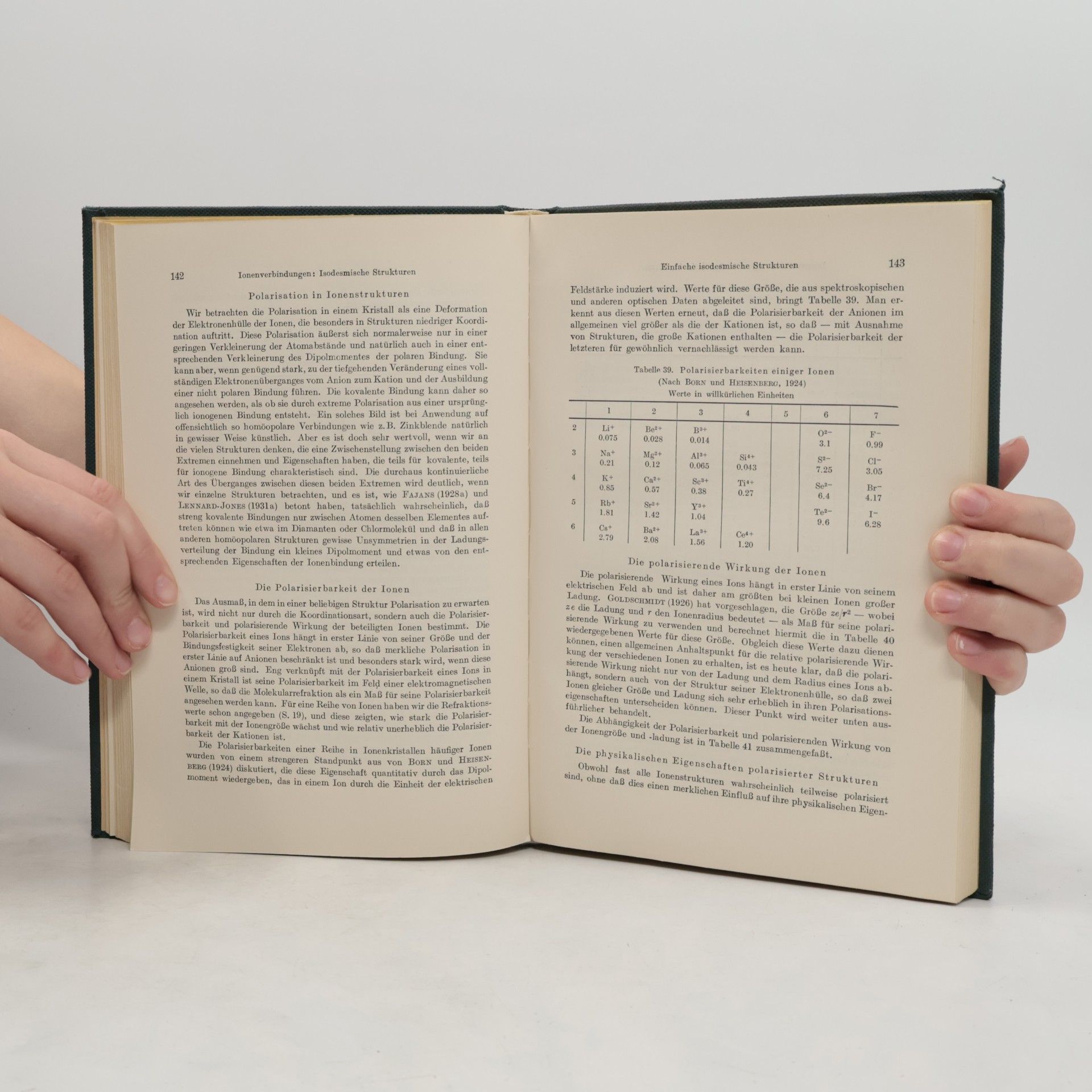 R. C. Evans Einführung in die Kristallchemie