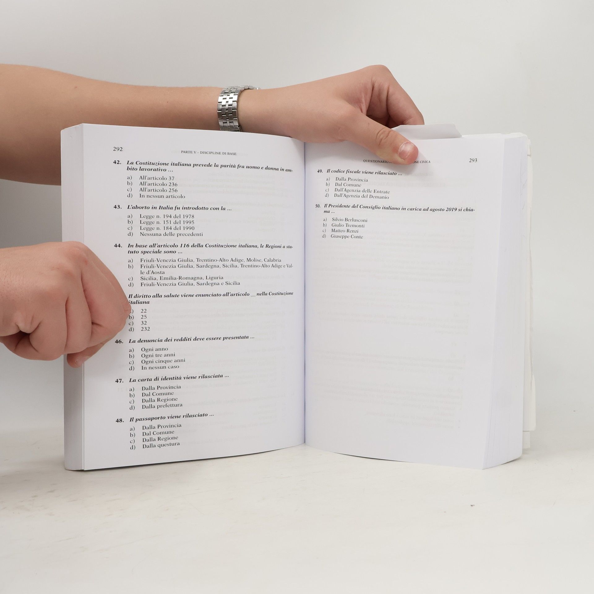 Ivano Cervella Concorsi pubblici: Quiz per concorsi OSS. 4500 quesiti a risposta multipla svolti e commentati - IV edizione