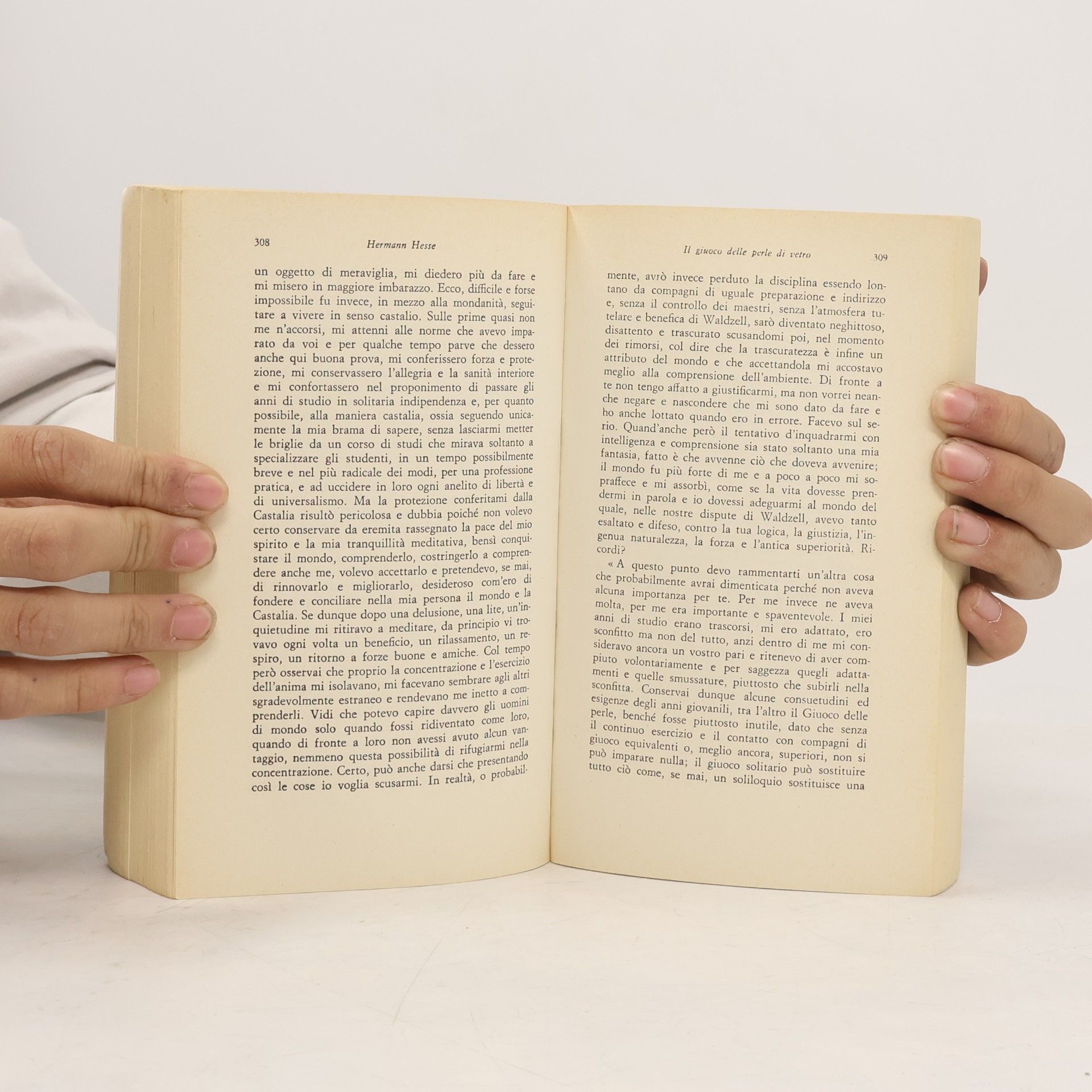 Hermann Hesse Il giuoco delle perle di vetro
