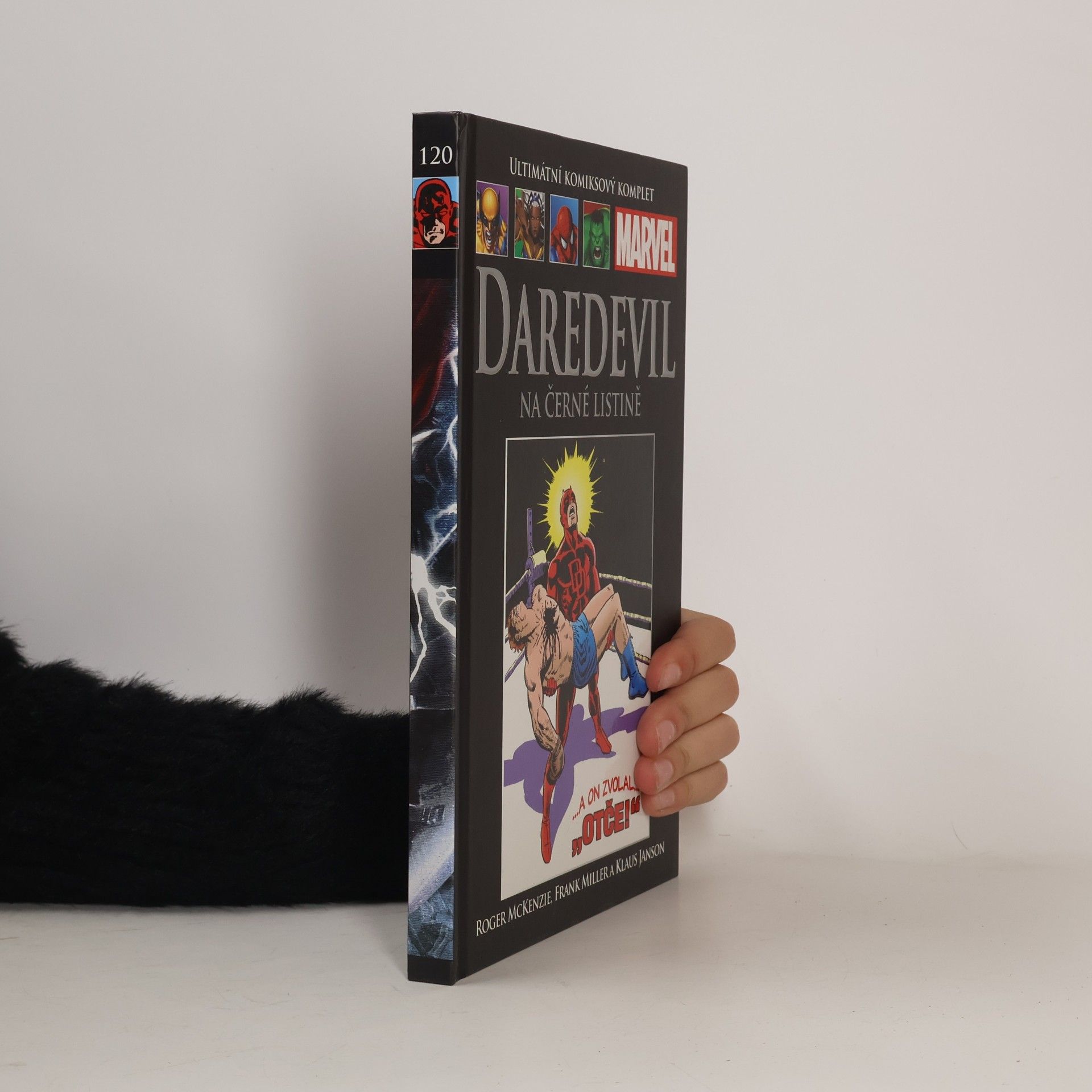 Ultimátní komiksový komplet 120. Daredevil: Na černé listině