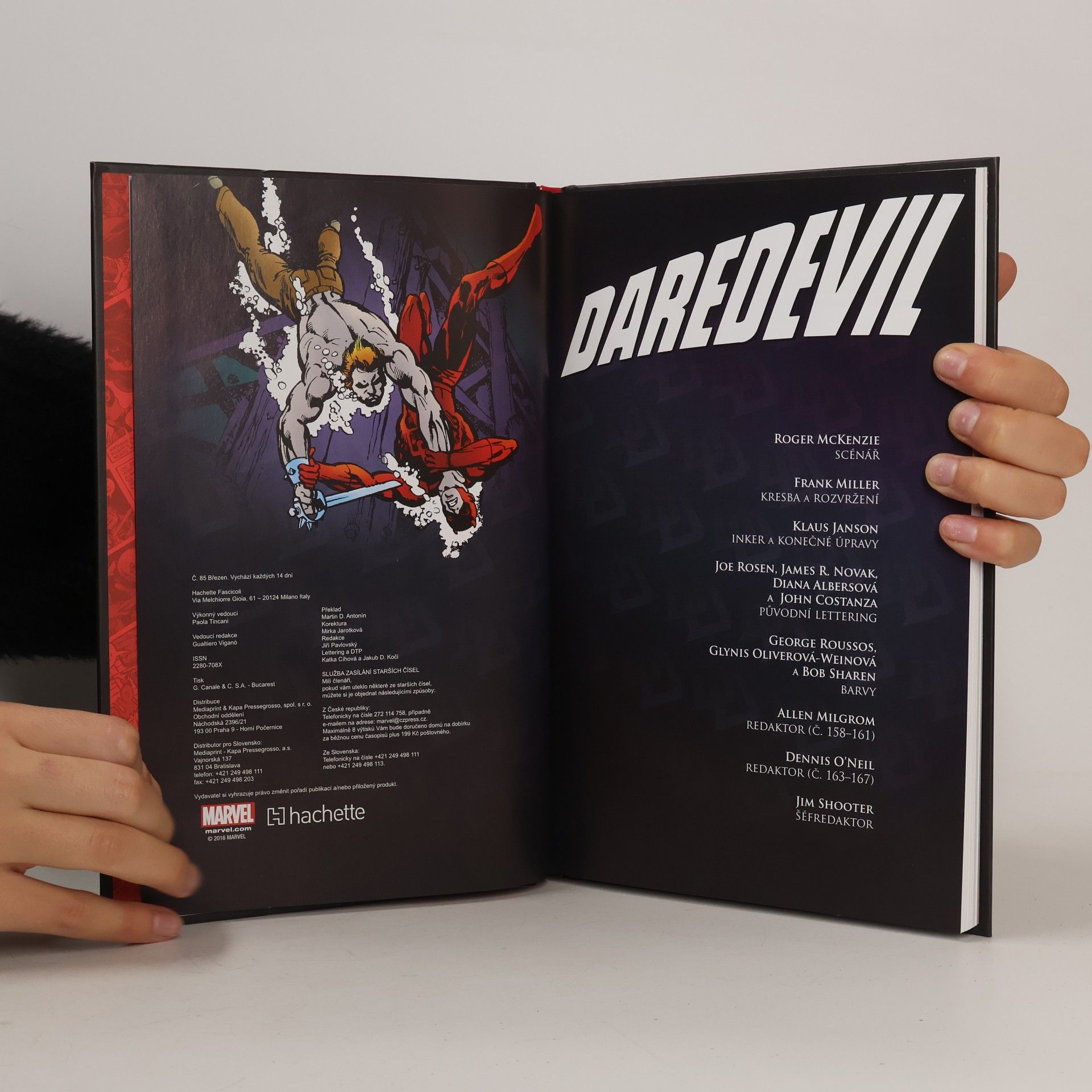 Frank Miller Ultimátní komiksový komplet 120. Daredevil: Na černé listině