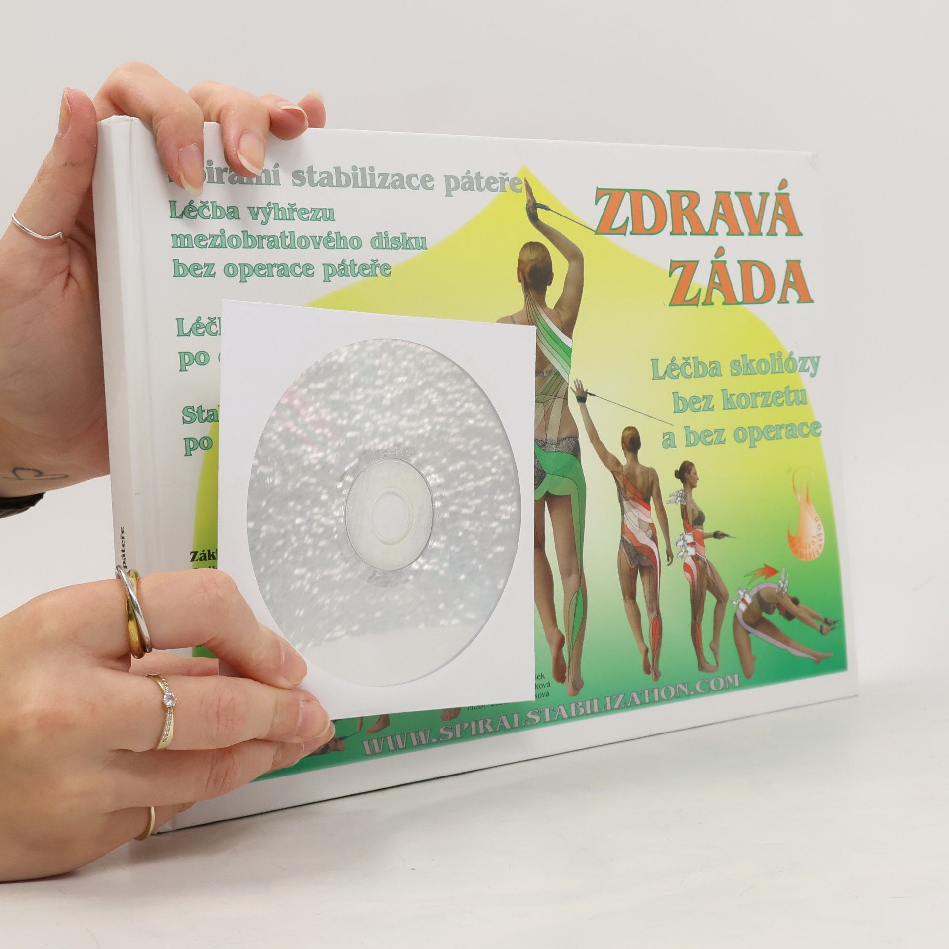 Richard Smíšek Zdravá záda. Spirální stabilizace páteře. Léčba a prevence bolestí zad