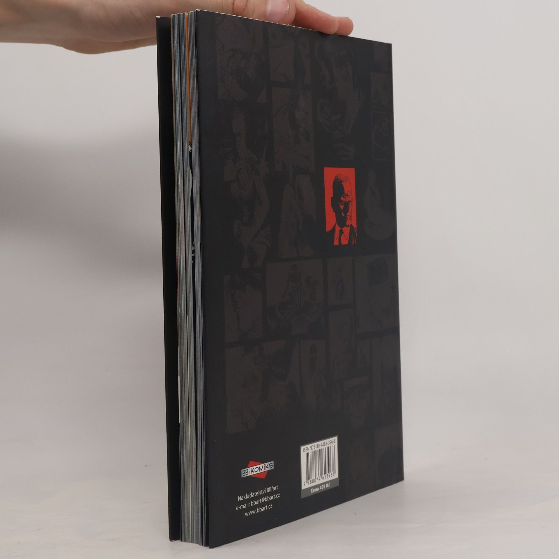 Brian Azzarello 100 nábojů. Smrt je mým řemeslem