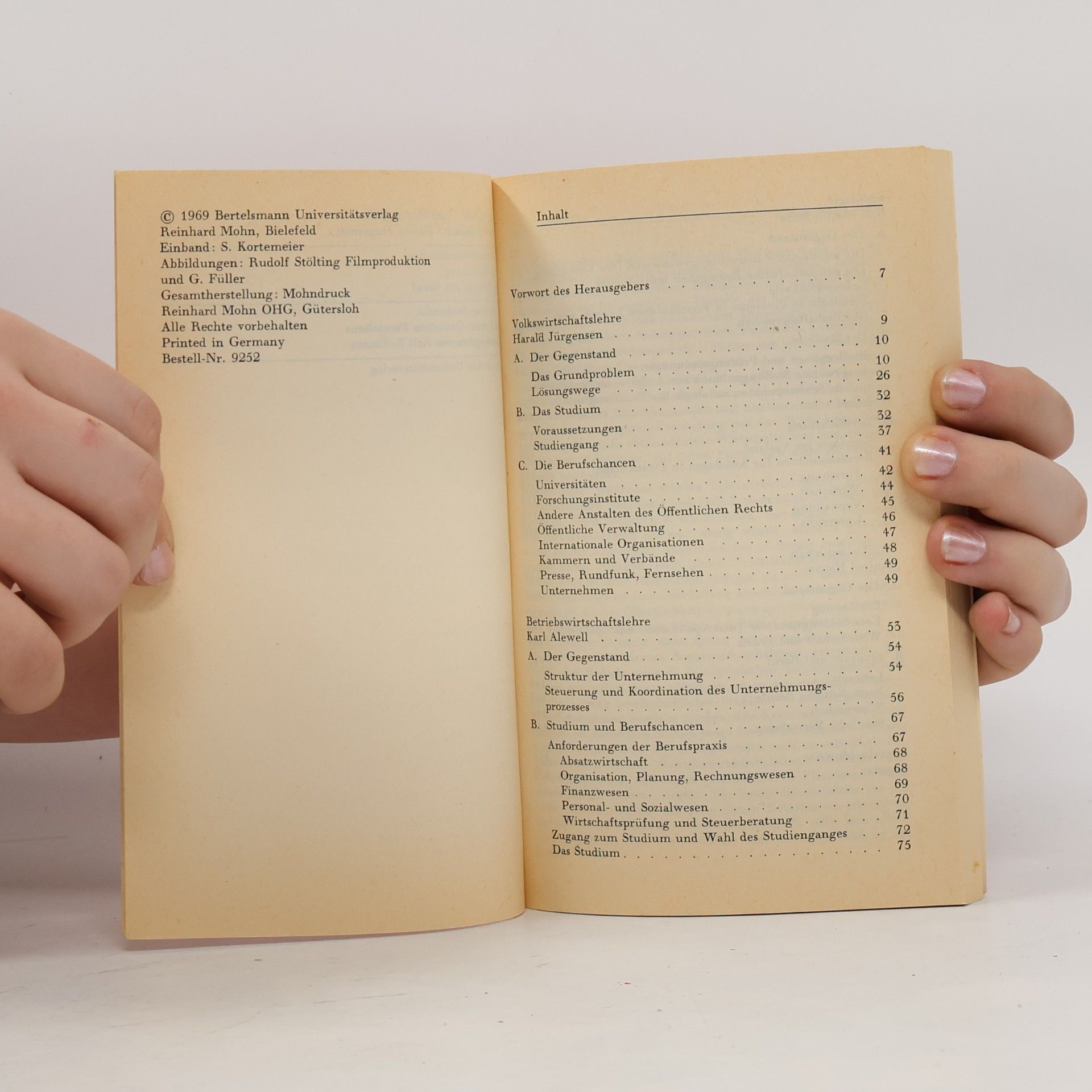 Autorenkollektiv Die Sozial-wissenschaften