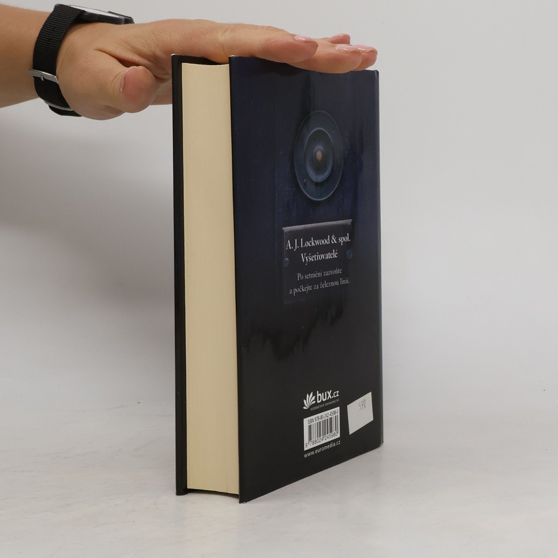 Jonathan Stroud Lockwood & spol. Kvílející schodiště
