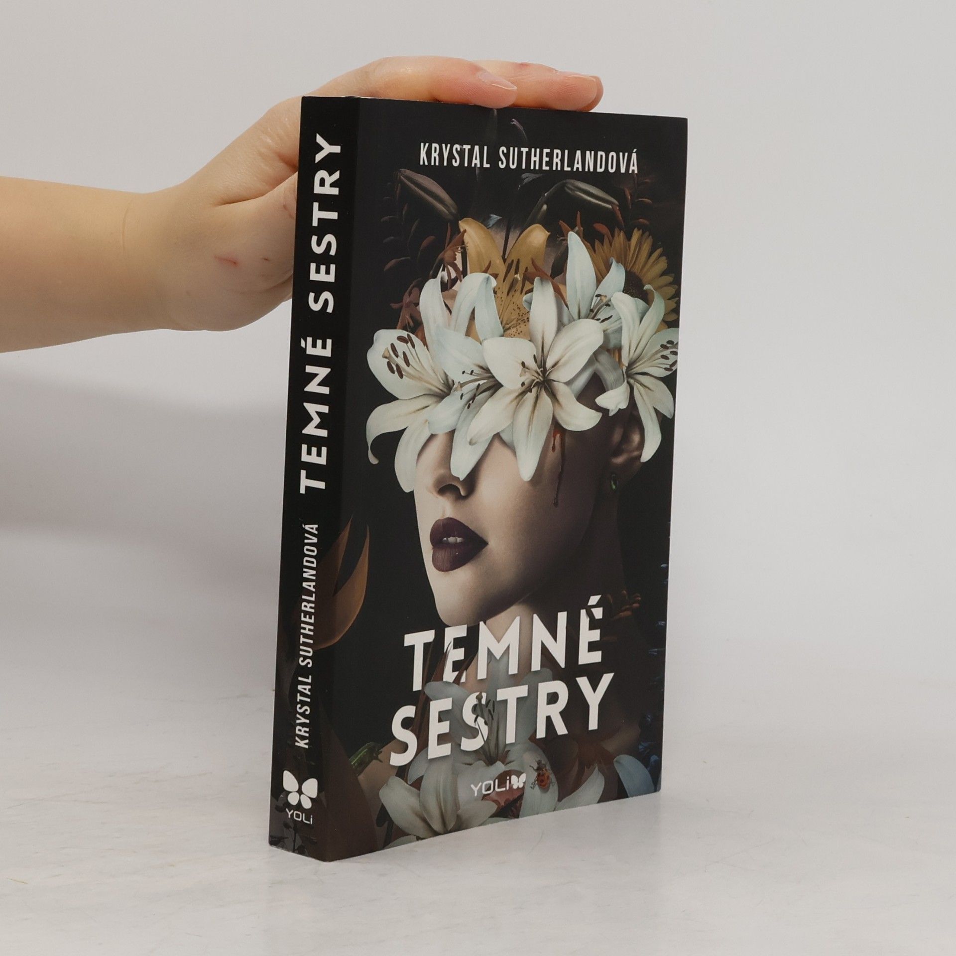 Krystal Sutherland Temné sestry