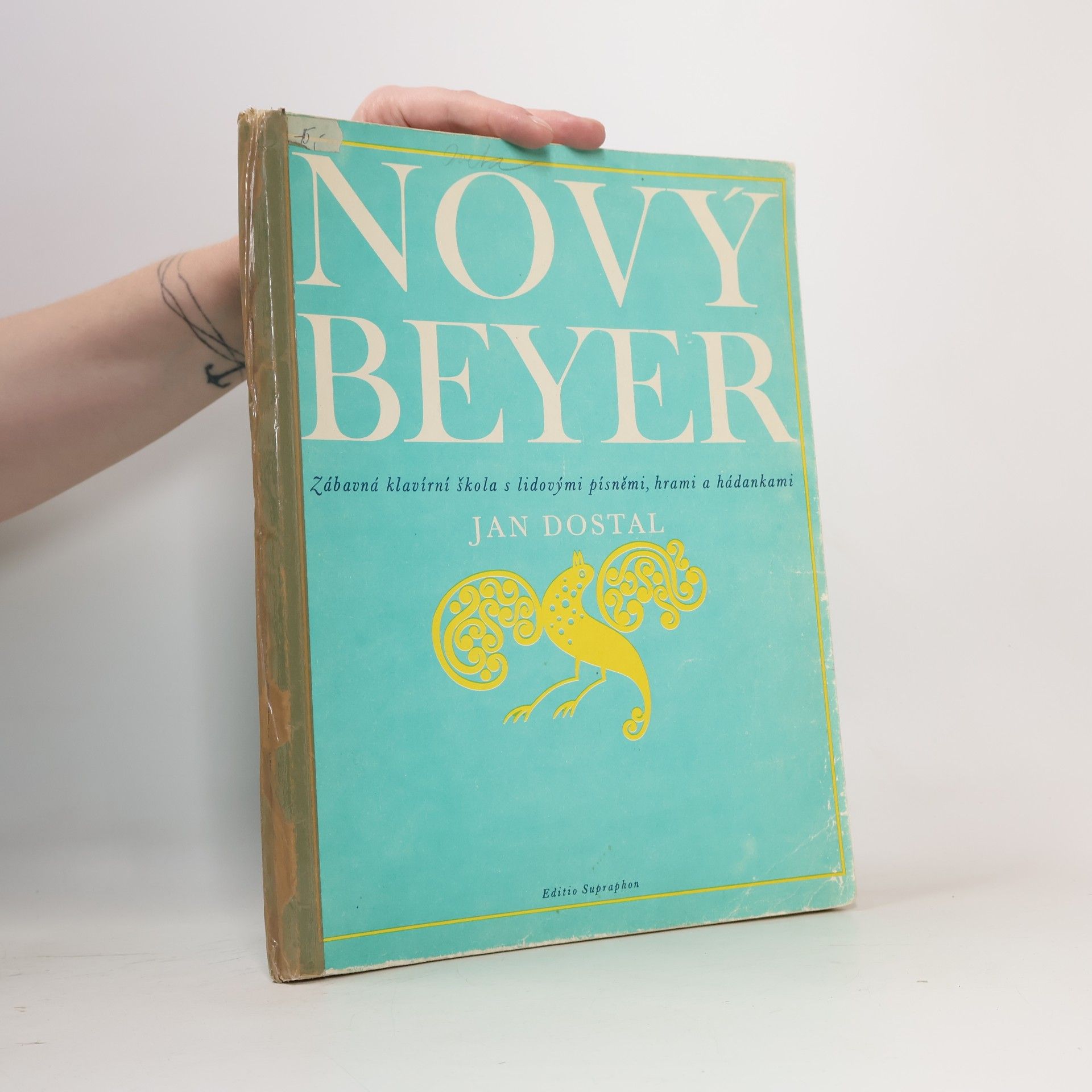 Nový Beyer. Zábavná klavírní škola s lidovými písněmi, hrami a hádankami