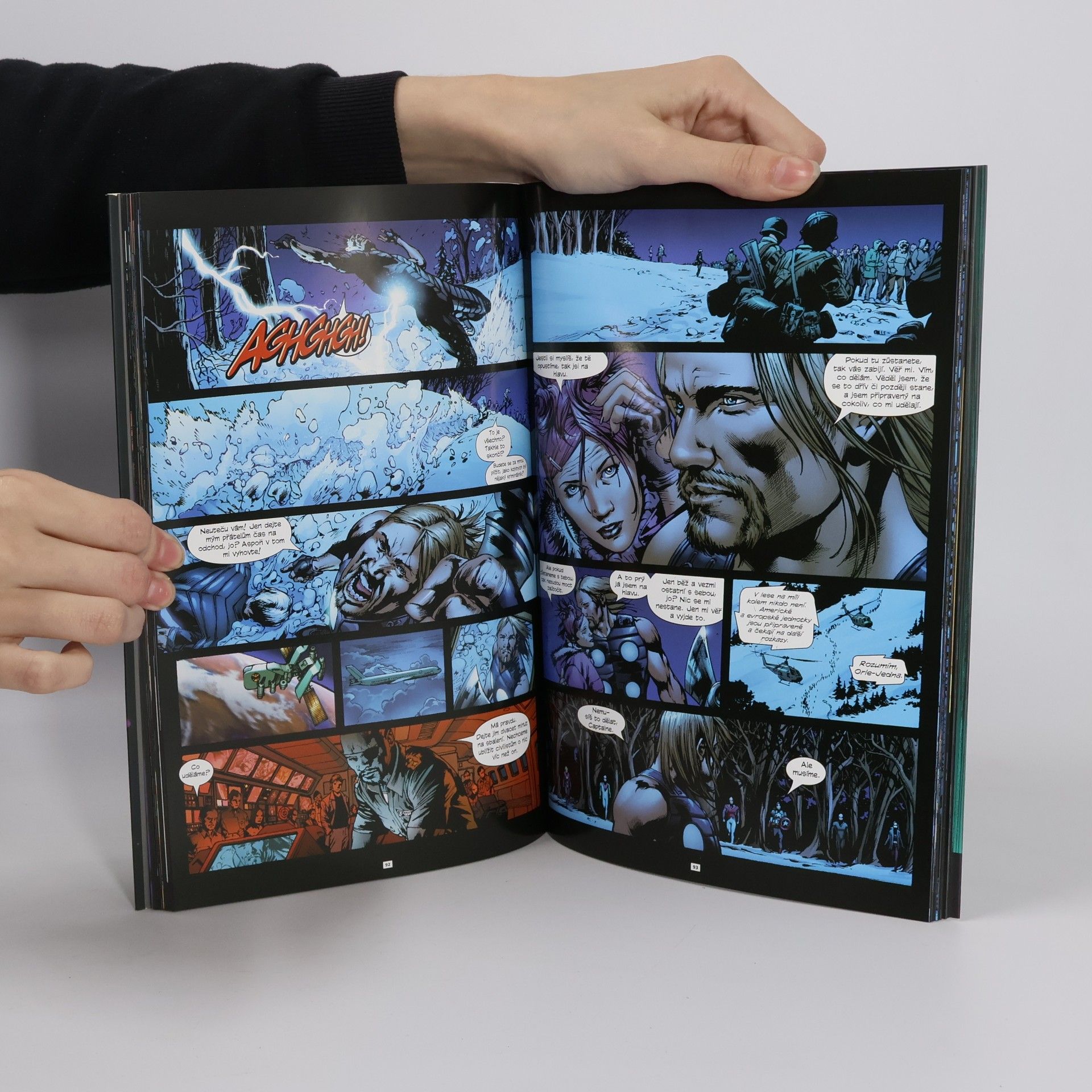 Mark Millar Ultimates 2. Kniha první, Bohové a monstra