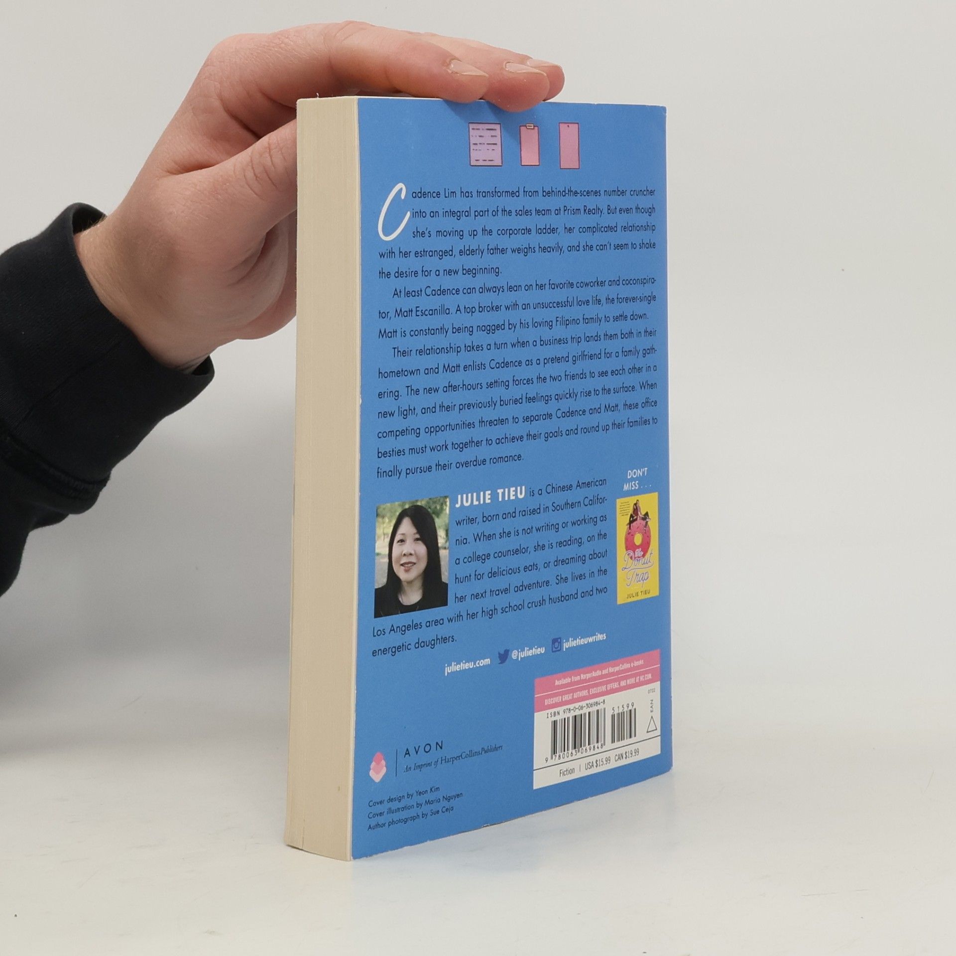 Julie Tieu Circling Back to You. A Novel
