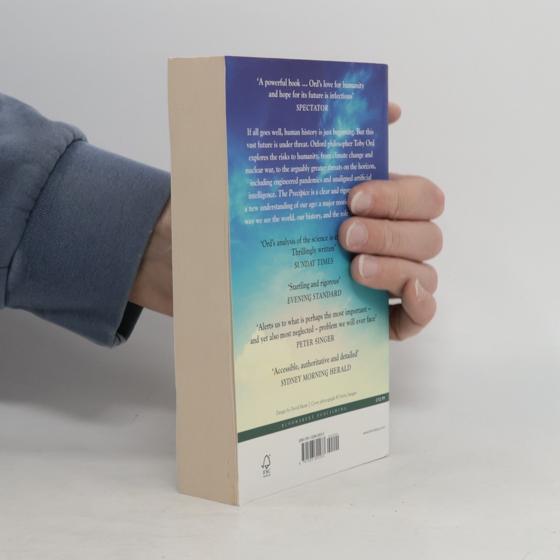 Toby Ord The precipice. Existential risk and the future of humanity