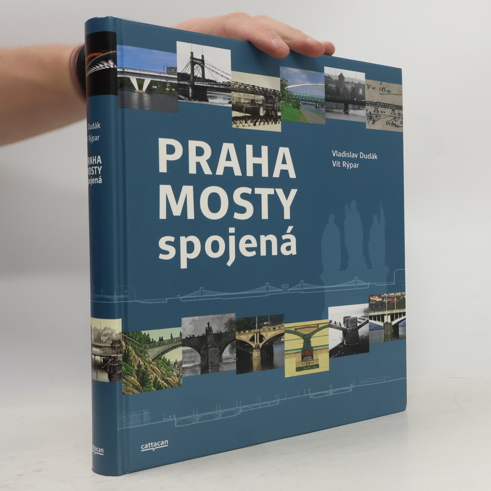 Praha mosty spojená