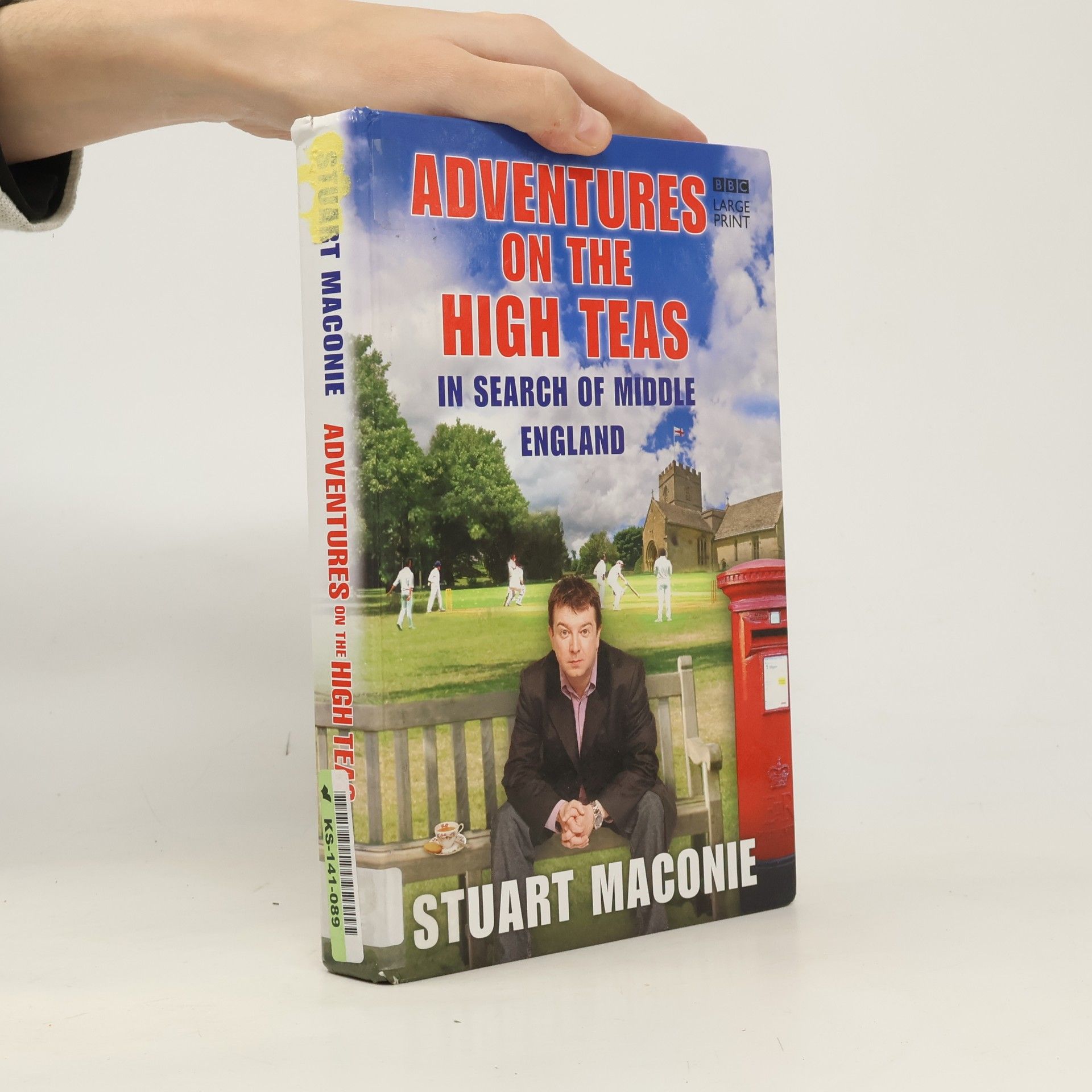 Stuart Maconie Adventures on the High Teas (Large Print Edition)