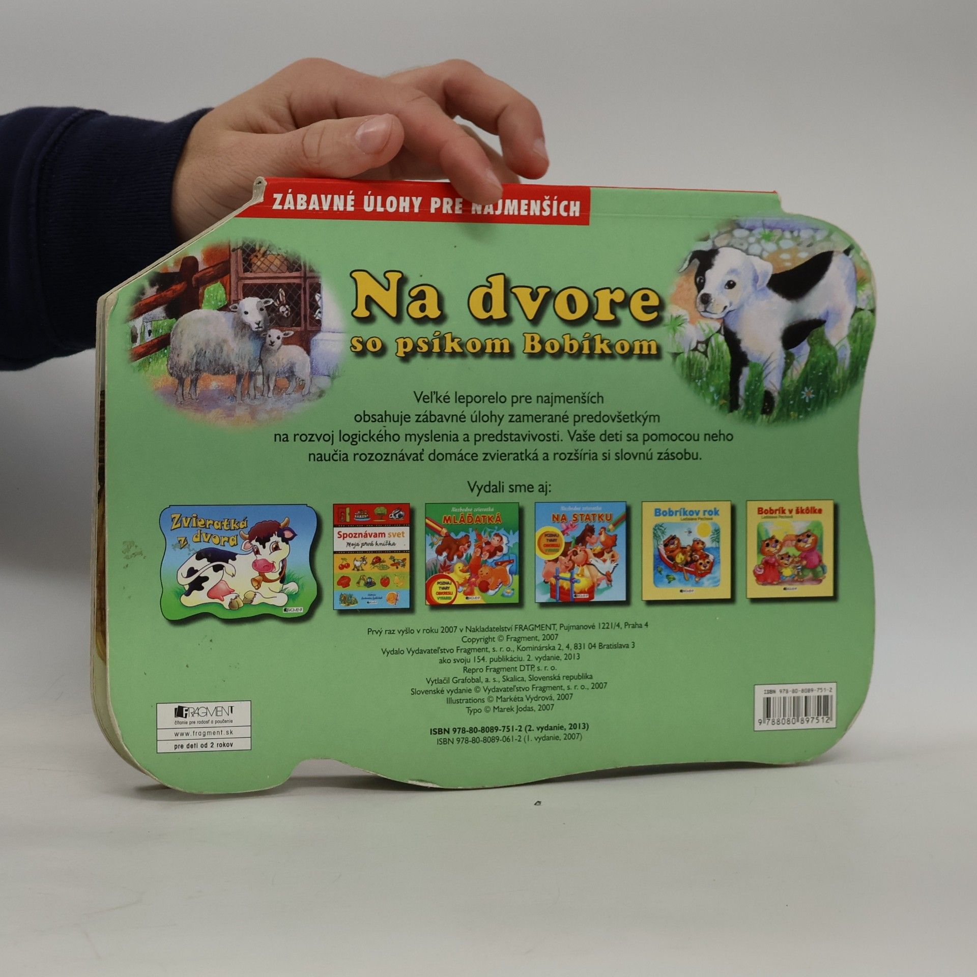 Markéta Vydrová Na dvore so psíkom Bobíkom