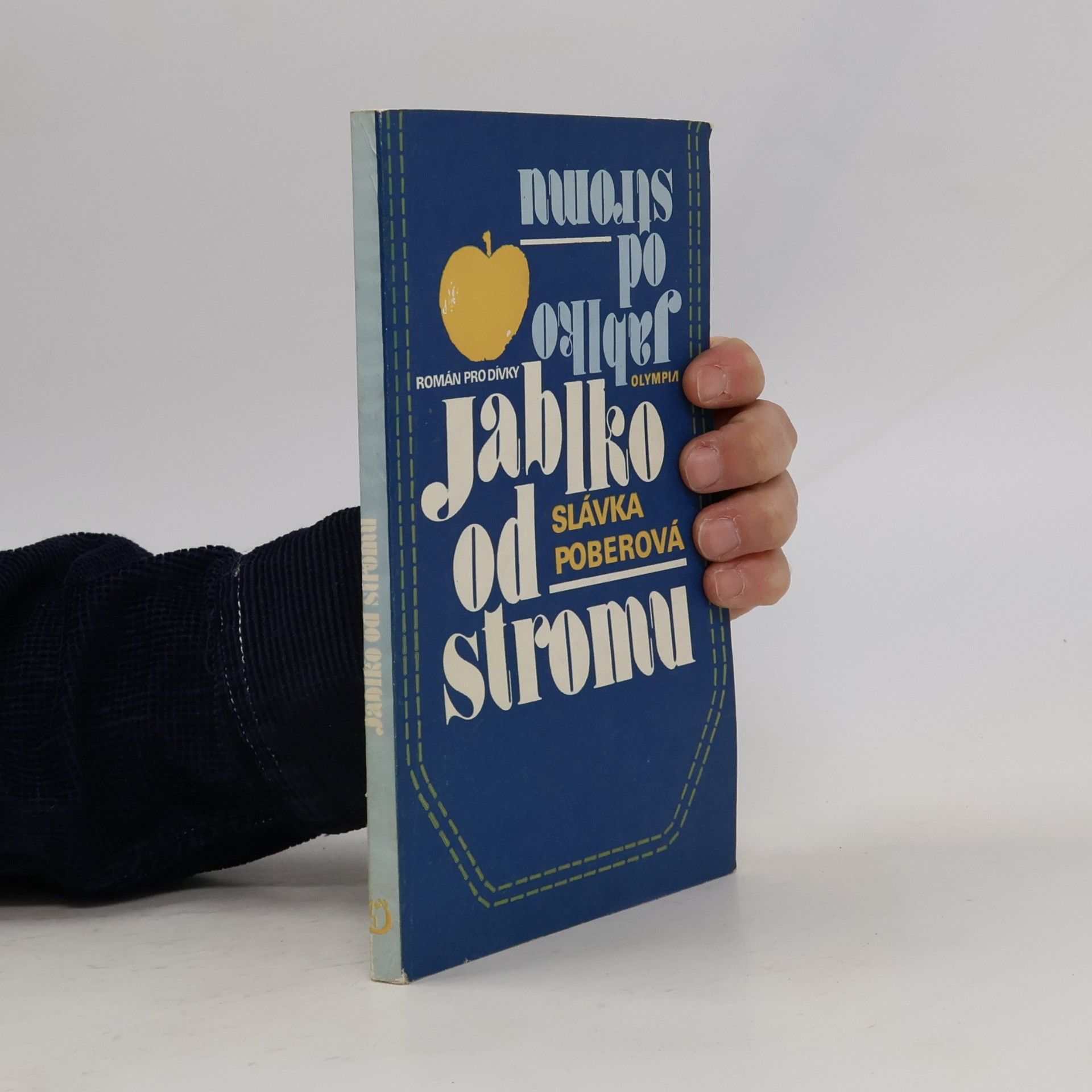 Jablko od stromu