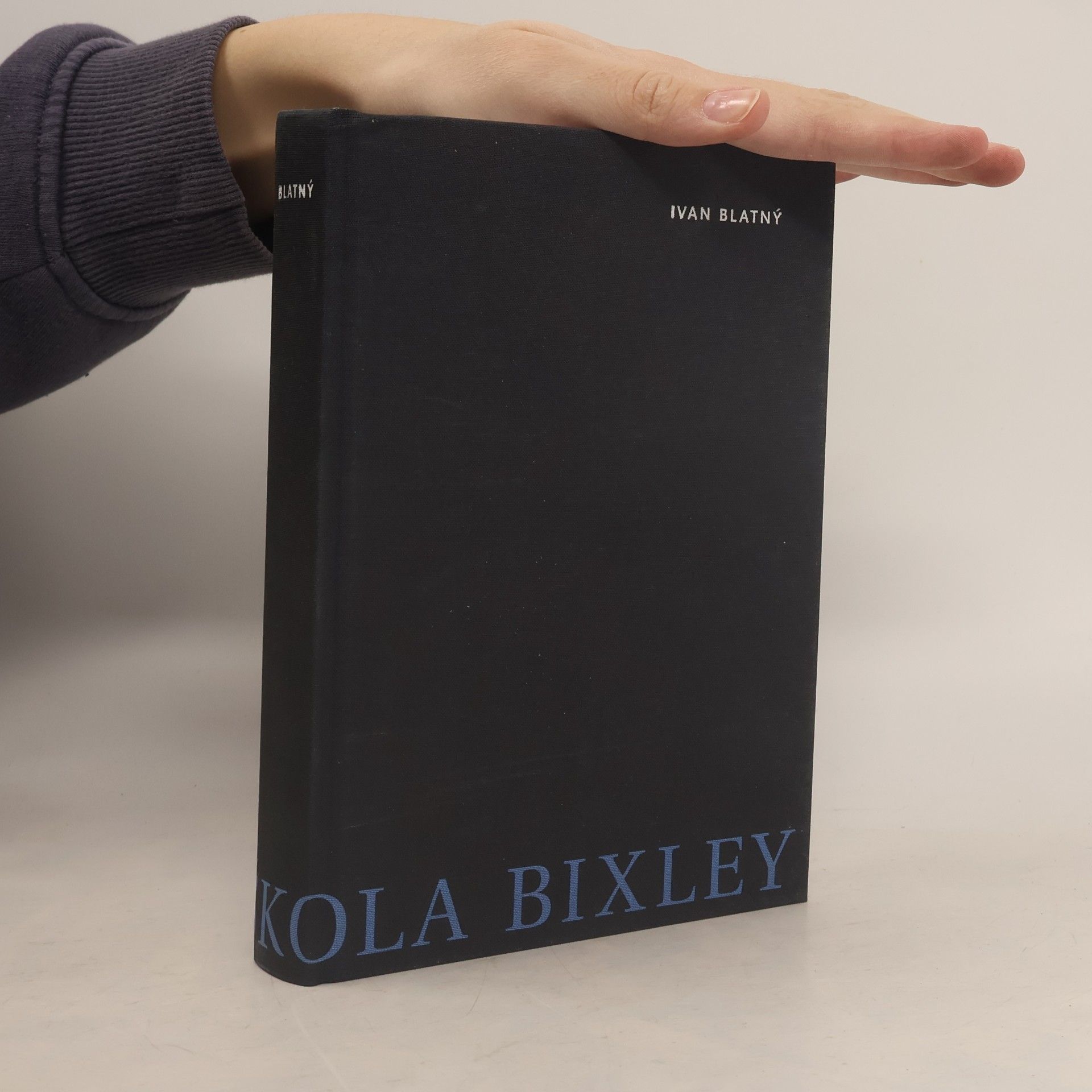 Pomocná škola Bixley : 1979, 1987, 2011