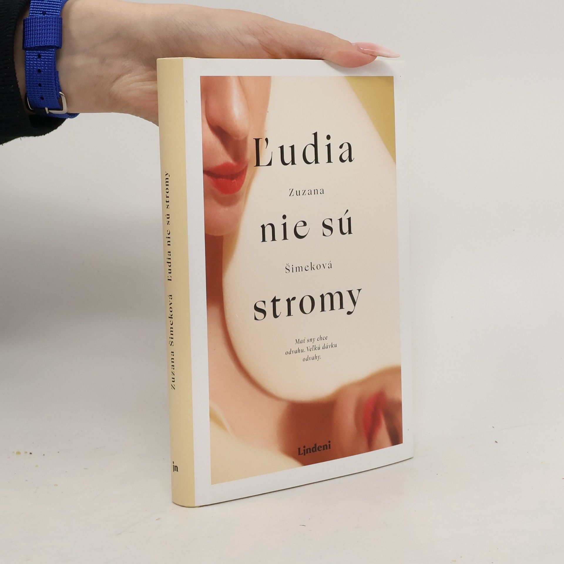 Ľudia nie su stromy