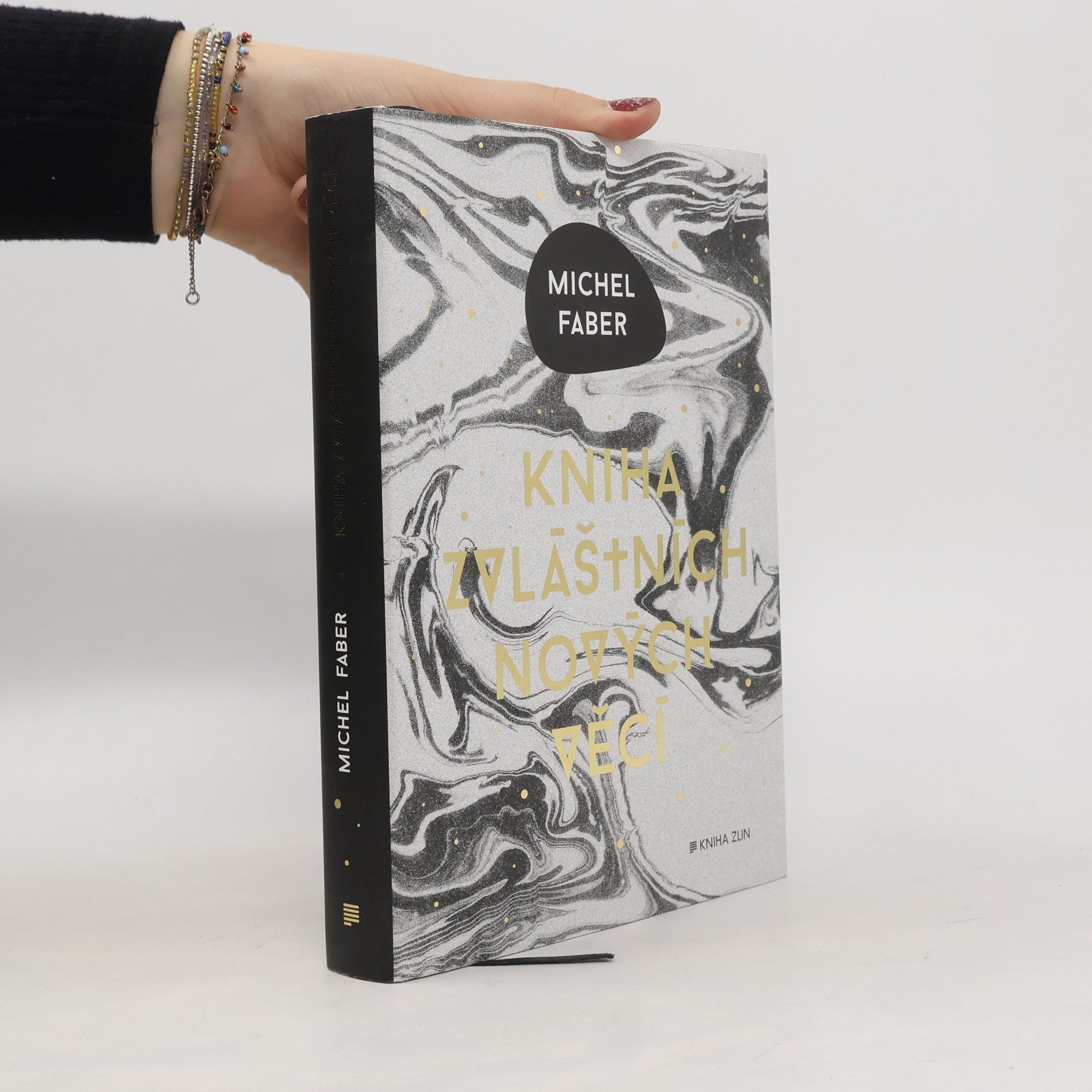 Michel Faber Kniha zvláštních nových věcí