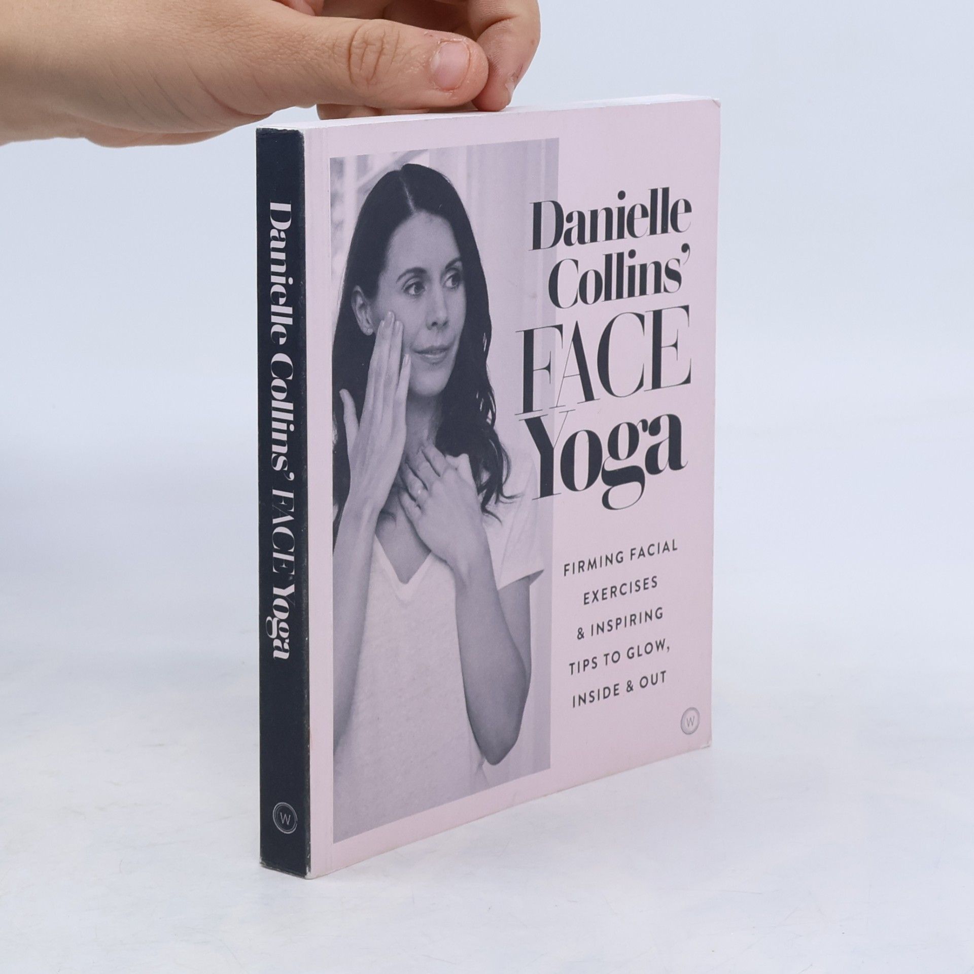 Danielle Collins Danielle Collins' Face Yoga